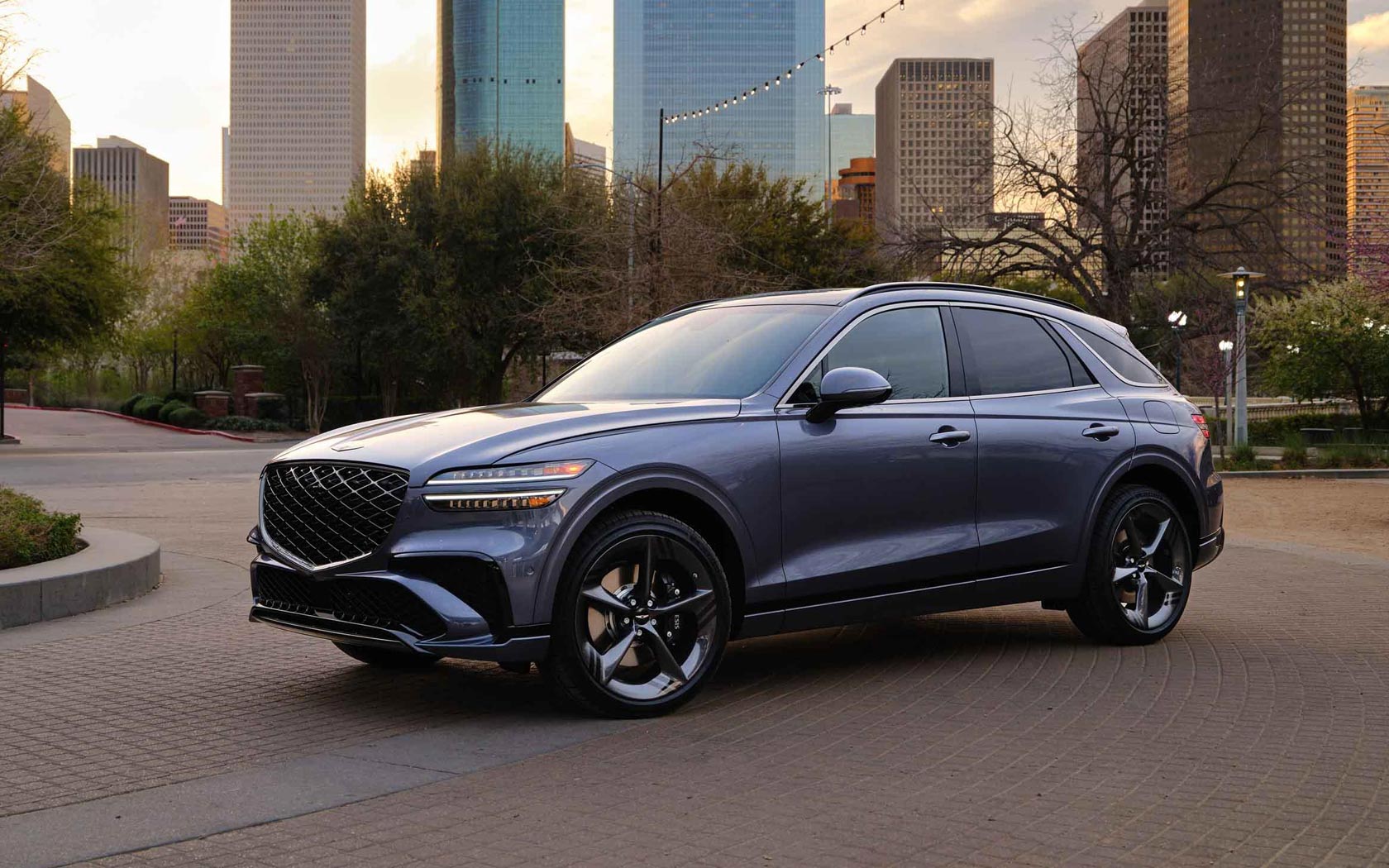 Genesis GV70 
