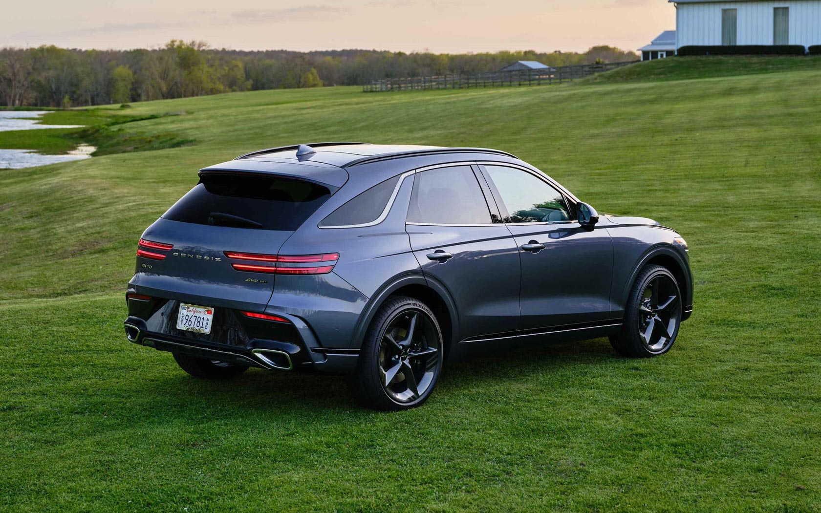  Genesis GV70 