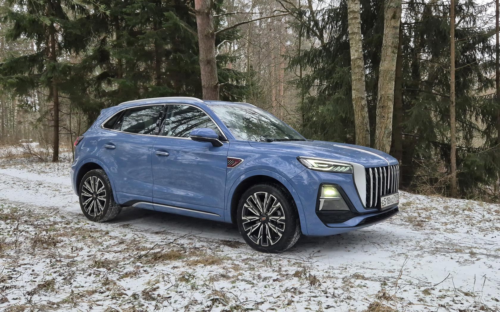 ���� Hongqi HS5 