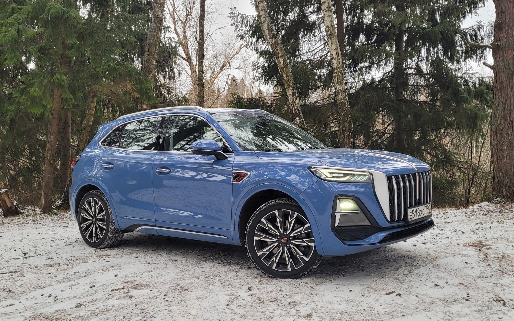 ���� Hongqi HS5 