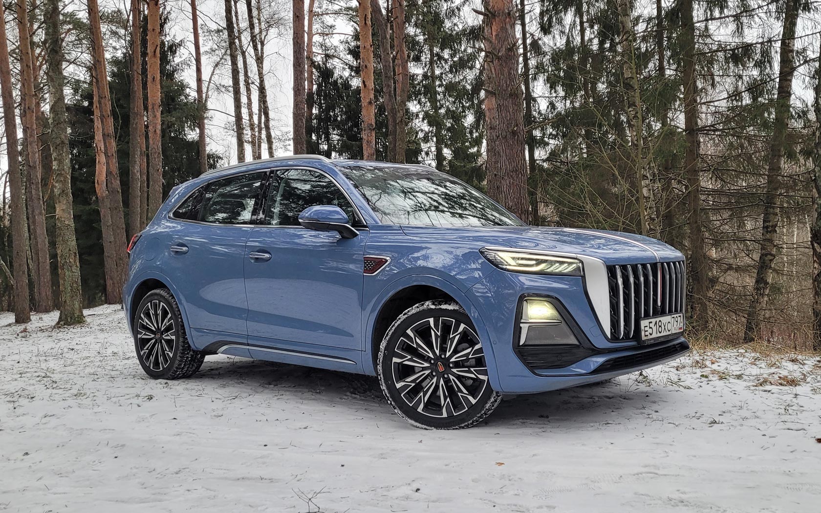 ���� Hongqi HS5 