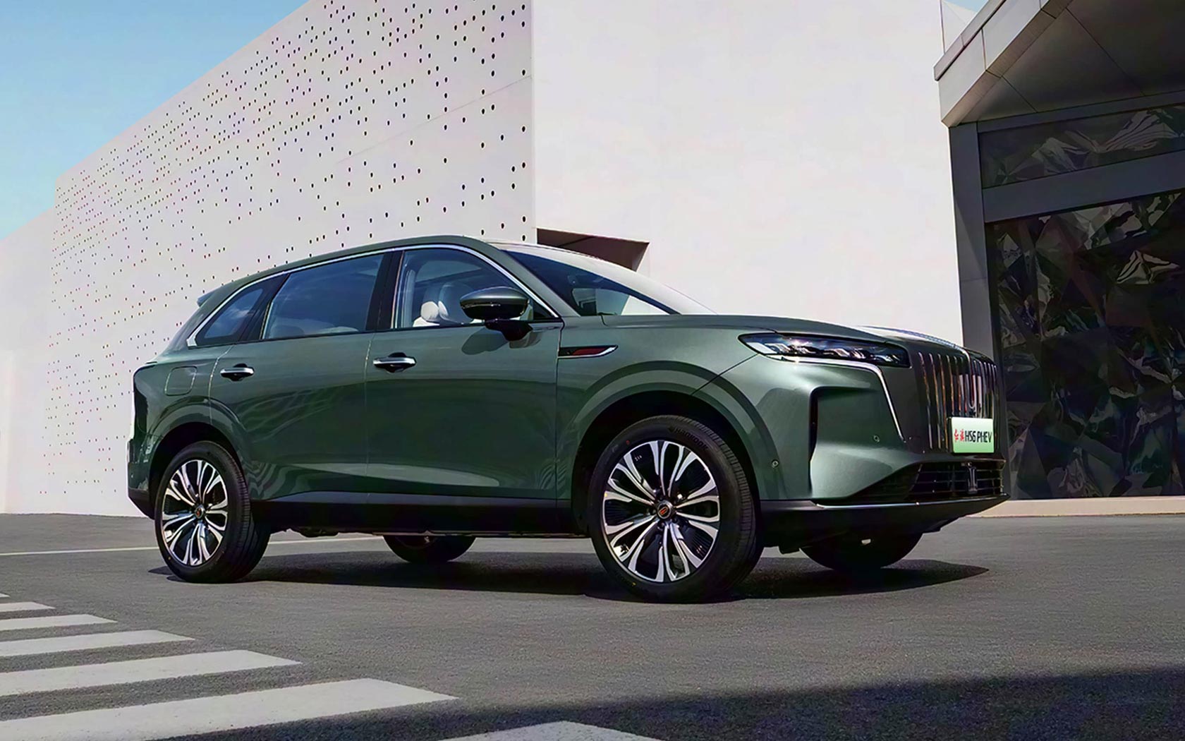 ���� Hongqi HS6 