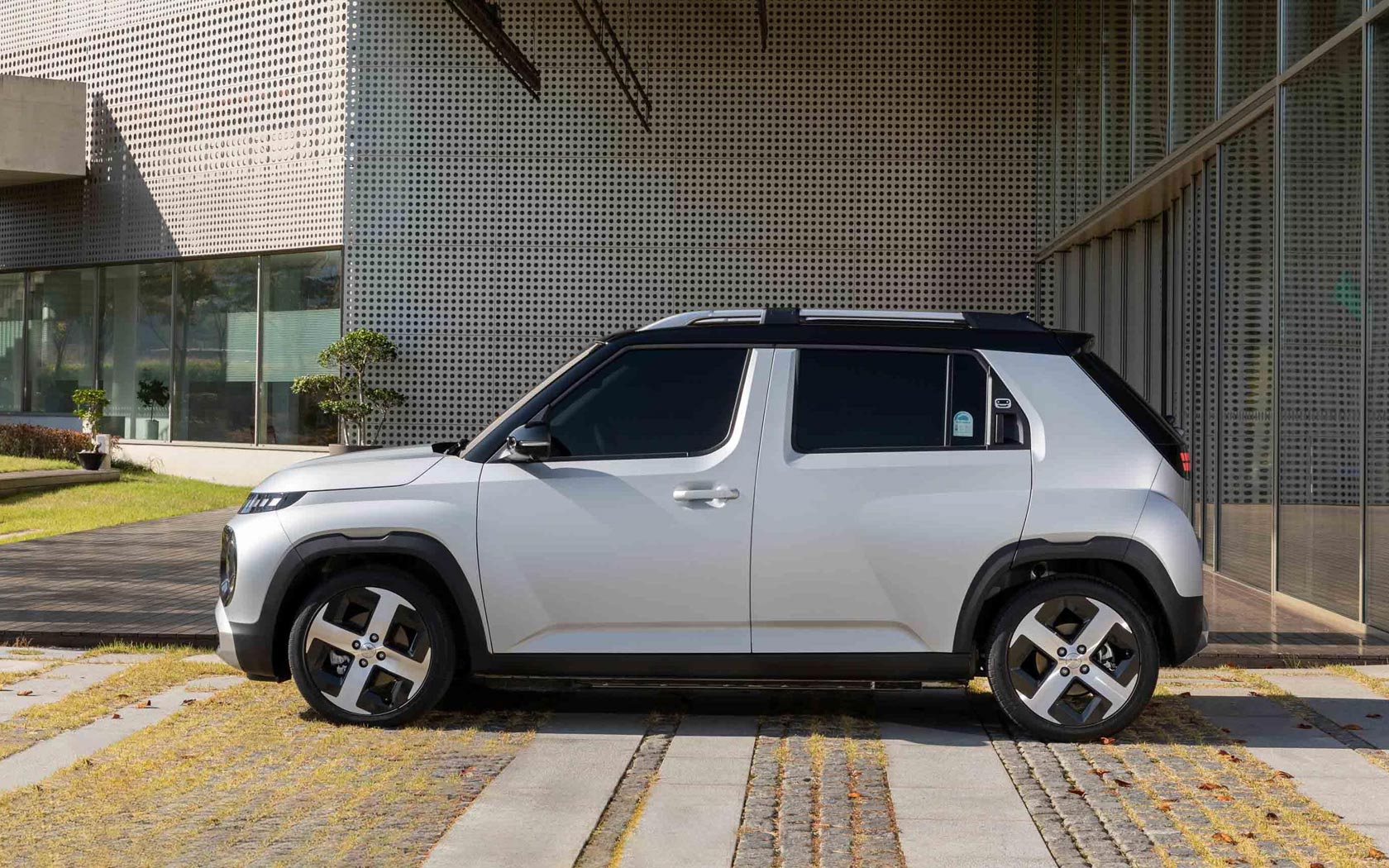 ���� Hyundai Inster 