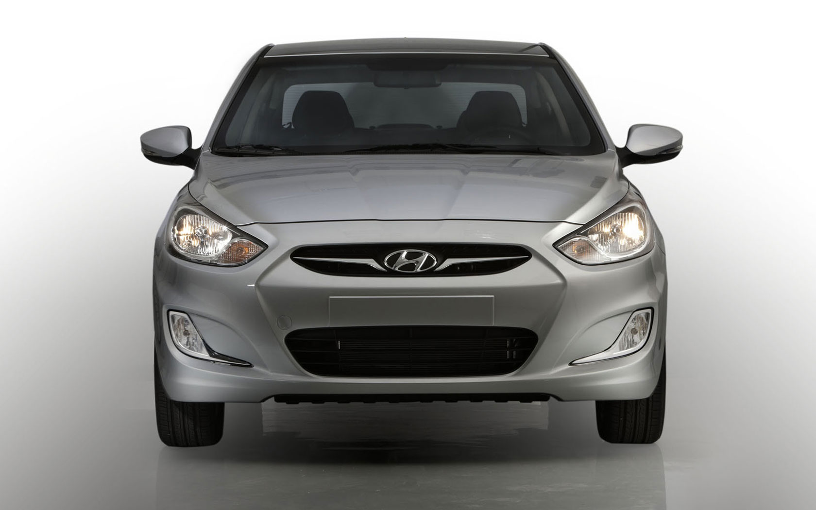  Hyundai Solaris (2011-2014)