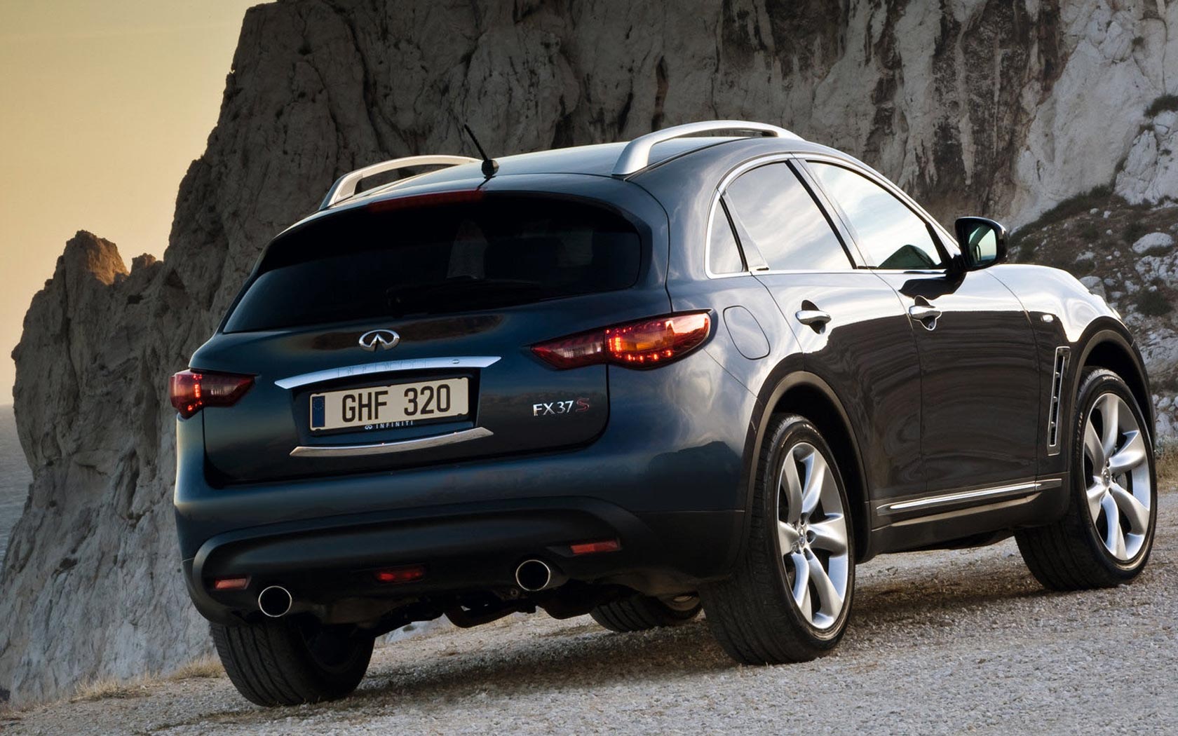  Infiniti FX (2008-2011)