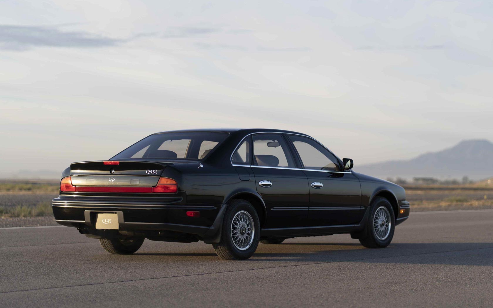  Infiniti Q45 (1989-1996)