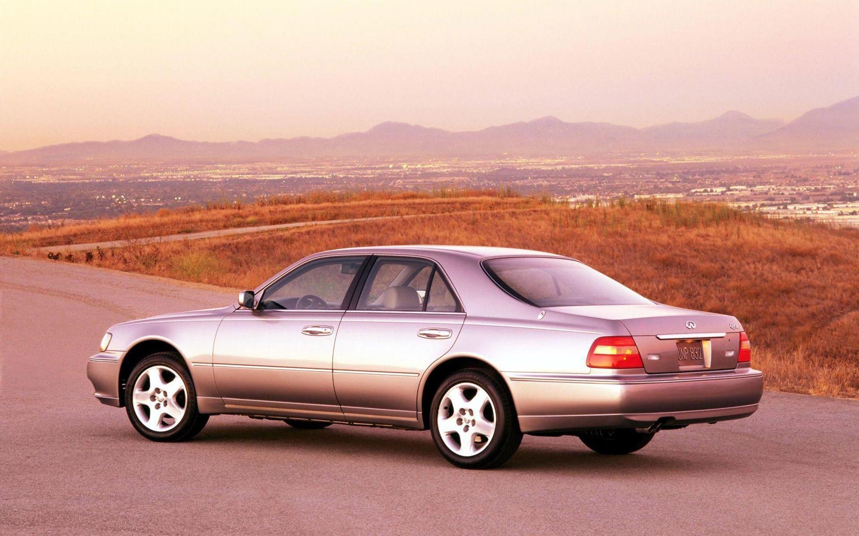  Infiniti Q45 (1996-2001)