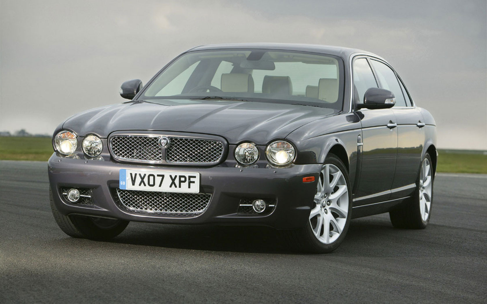  Jaguar XJ (2007-2009)