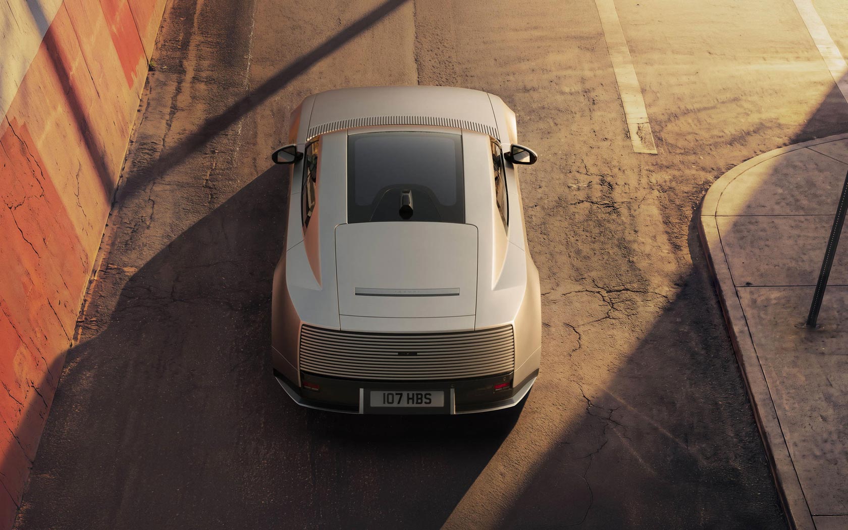 ���� Jaguar Type 01 