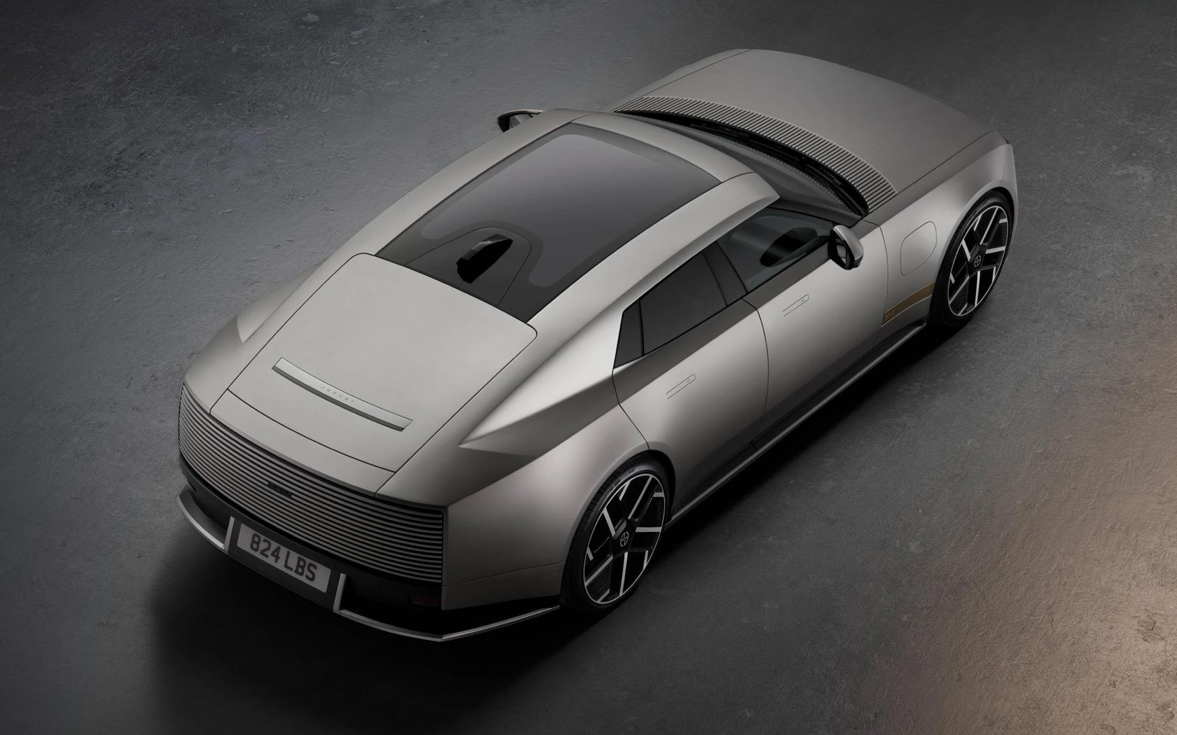 ���� Jaguar Type 01 