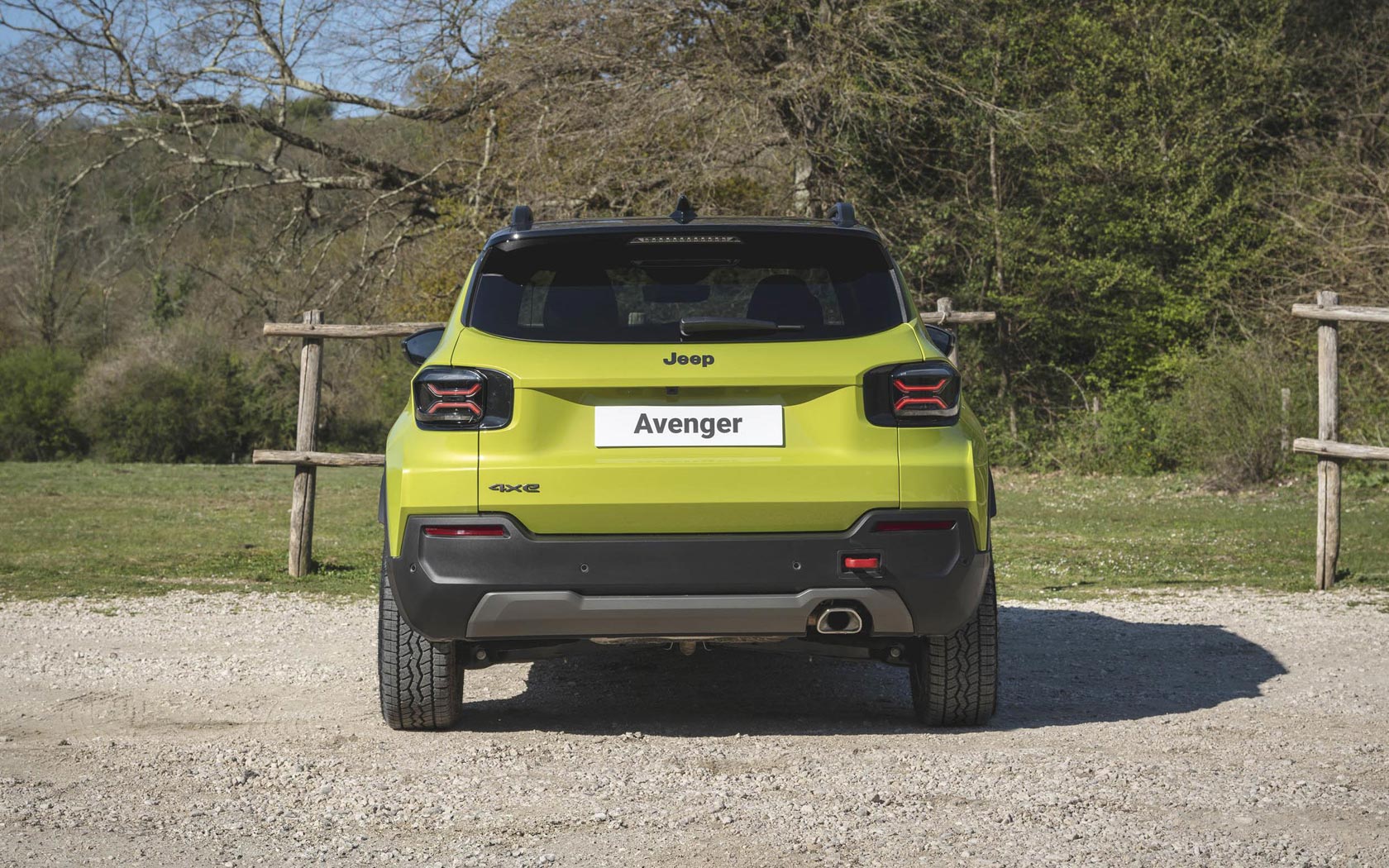 ���� Jeep Avenger 4xe 