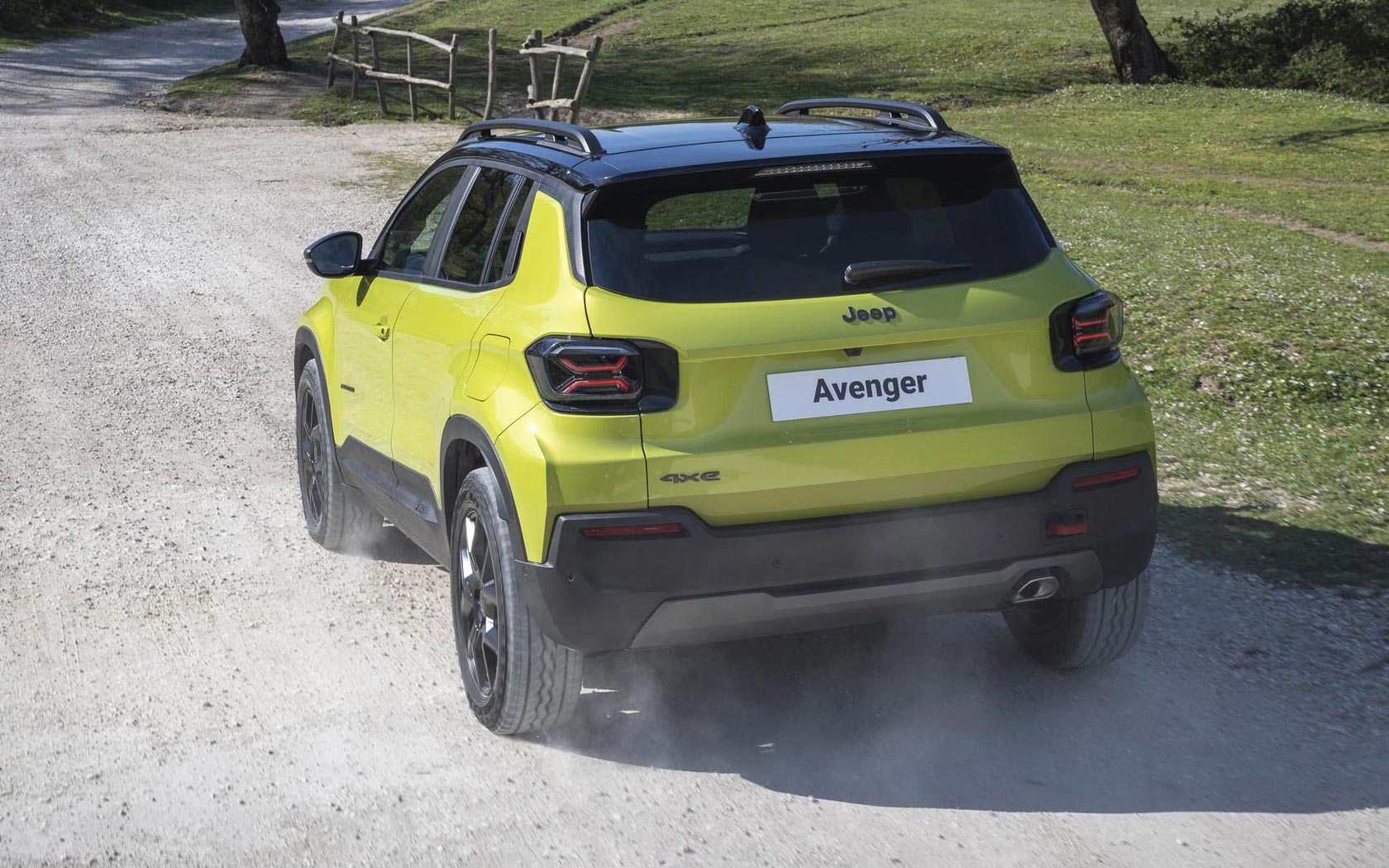 ���� Jeep Avenger 4xe 