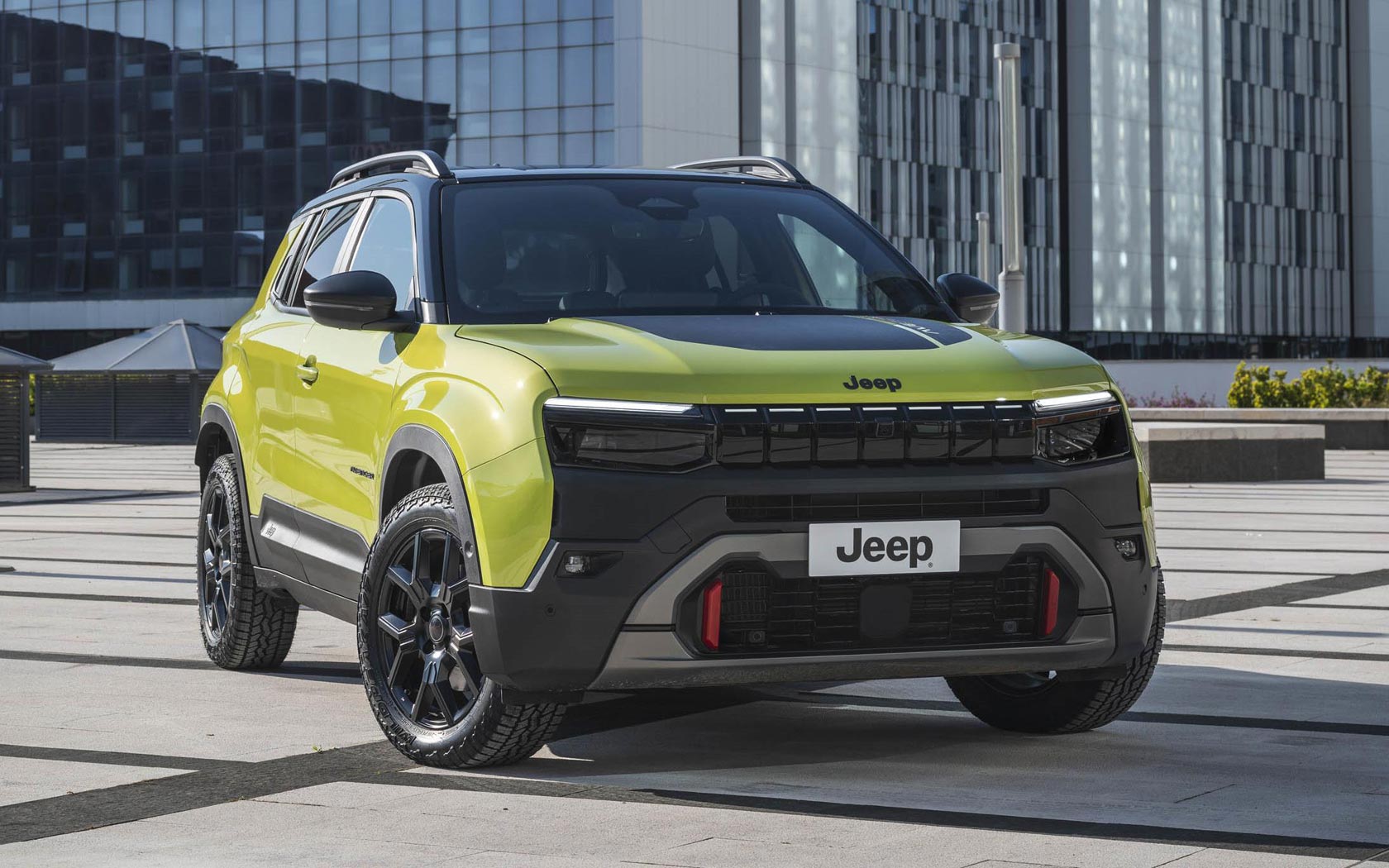���� Jeep Avenger 4xe 