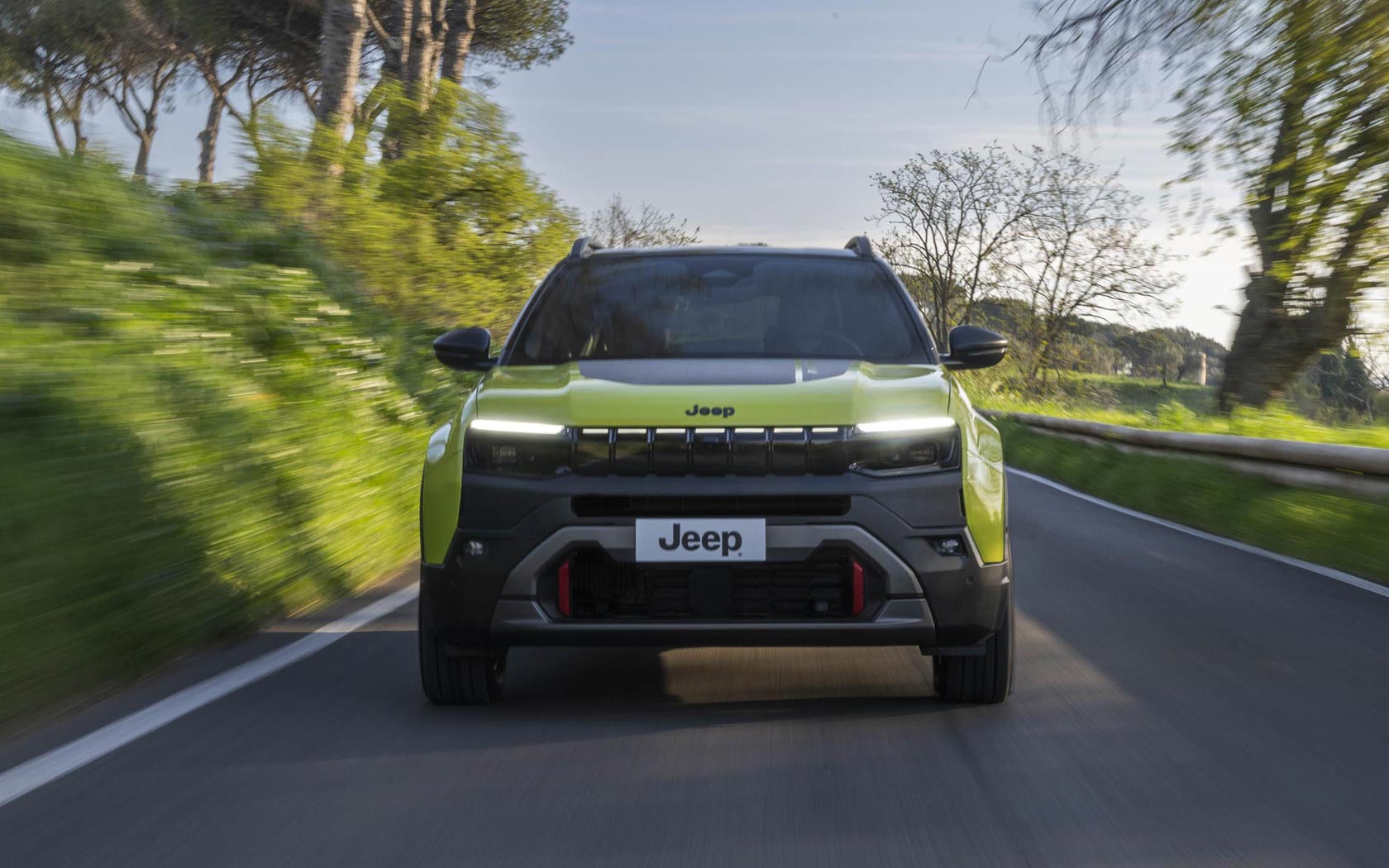 ���� Jeep Avenger 4xe 