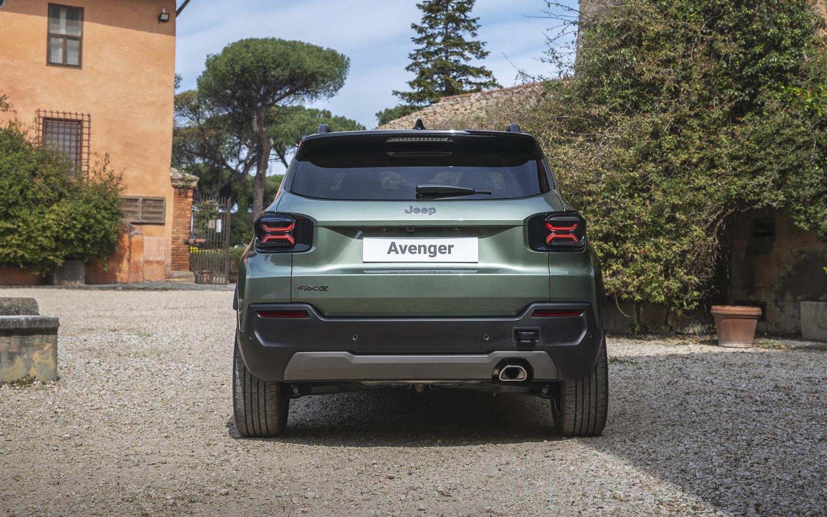 ���� Jeep Avenger 4xe 