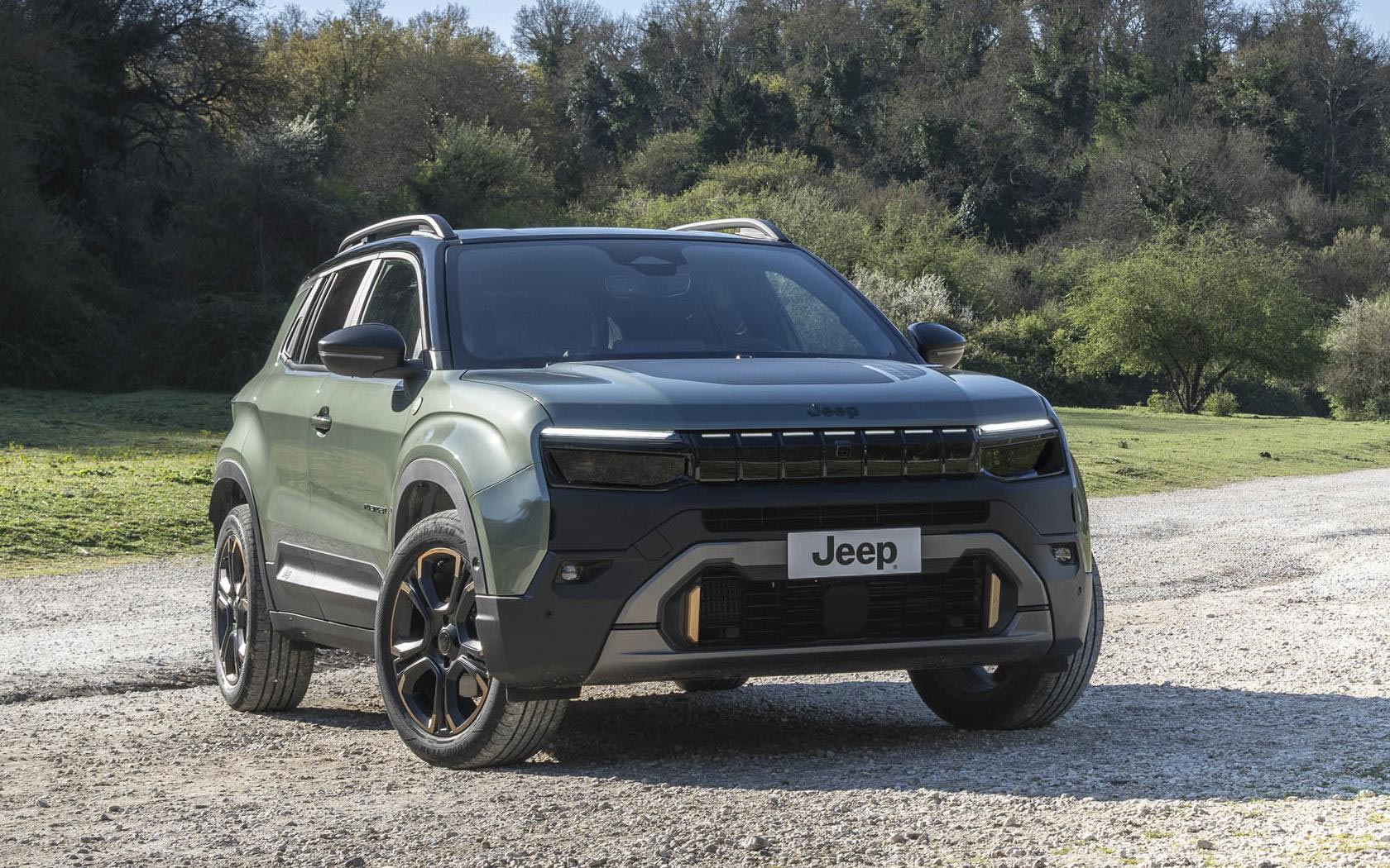 ���� Jeep Avenger 4xe 