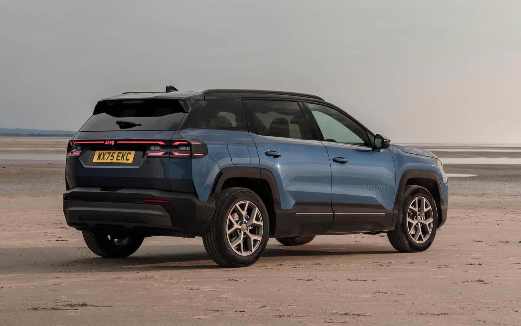 ���� Jeep Compass 2025 