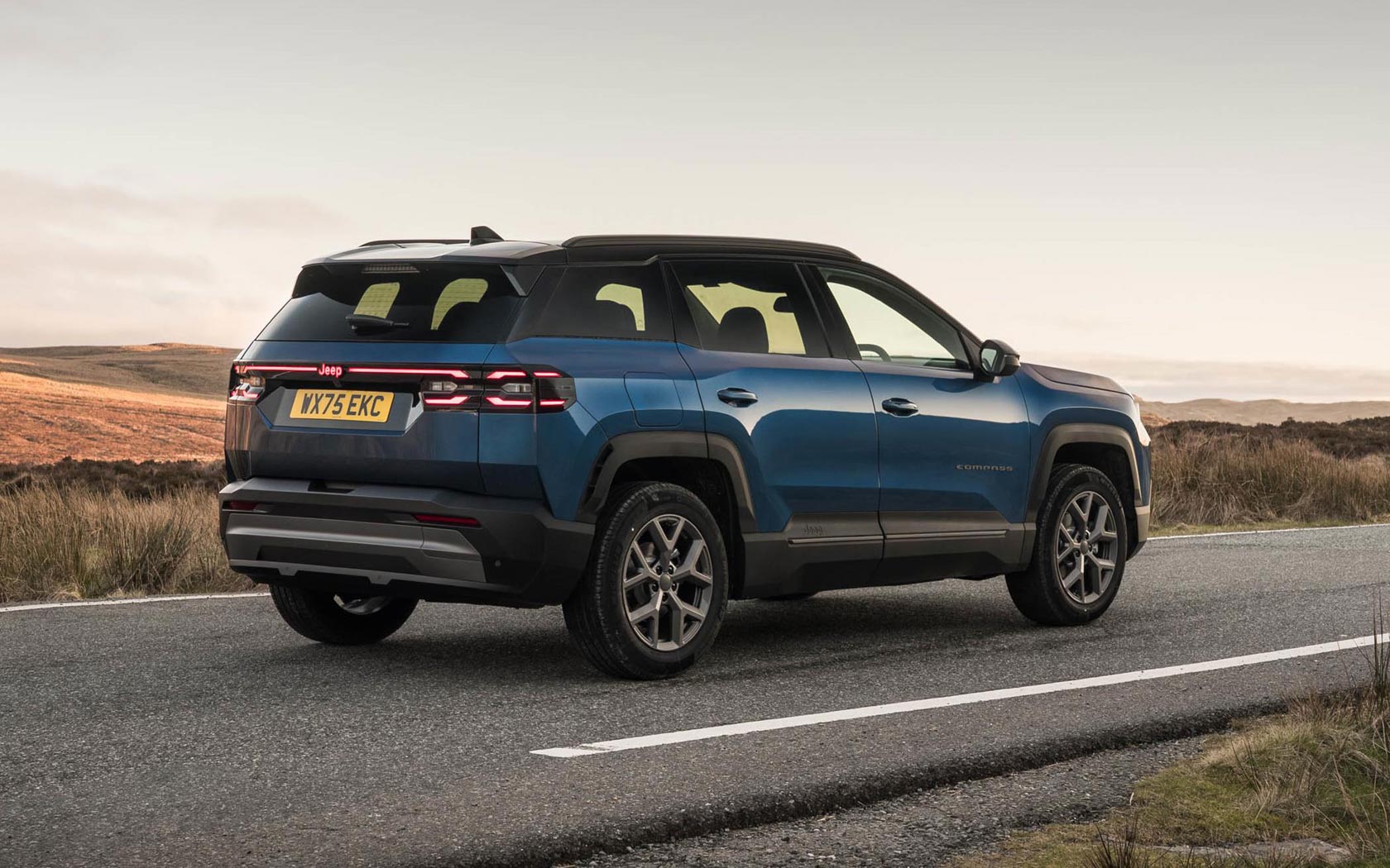 ���� Jeep Compass 2025 