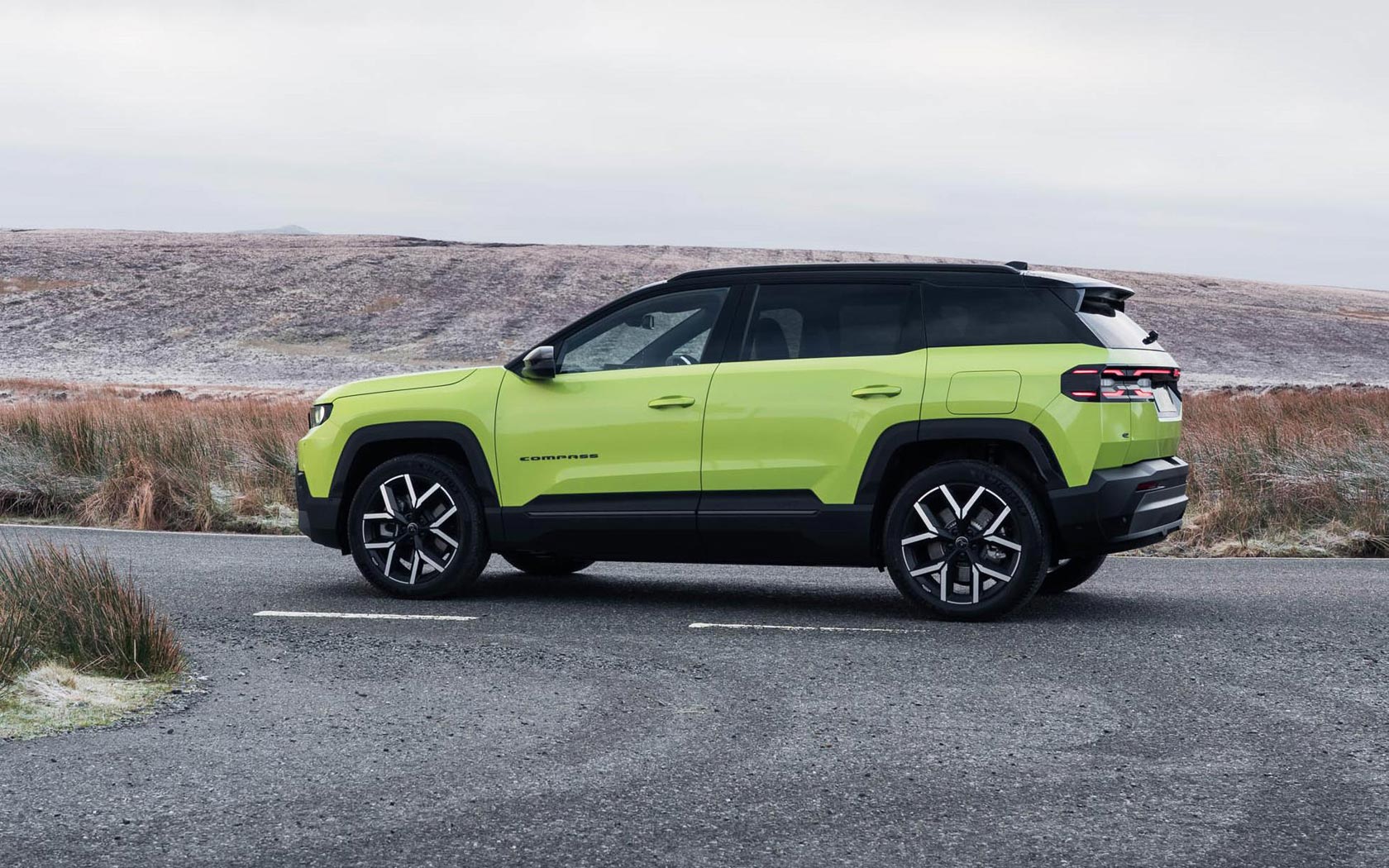 ���� Jeep Compass 2025 
