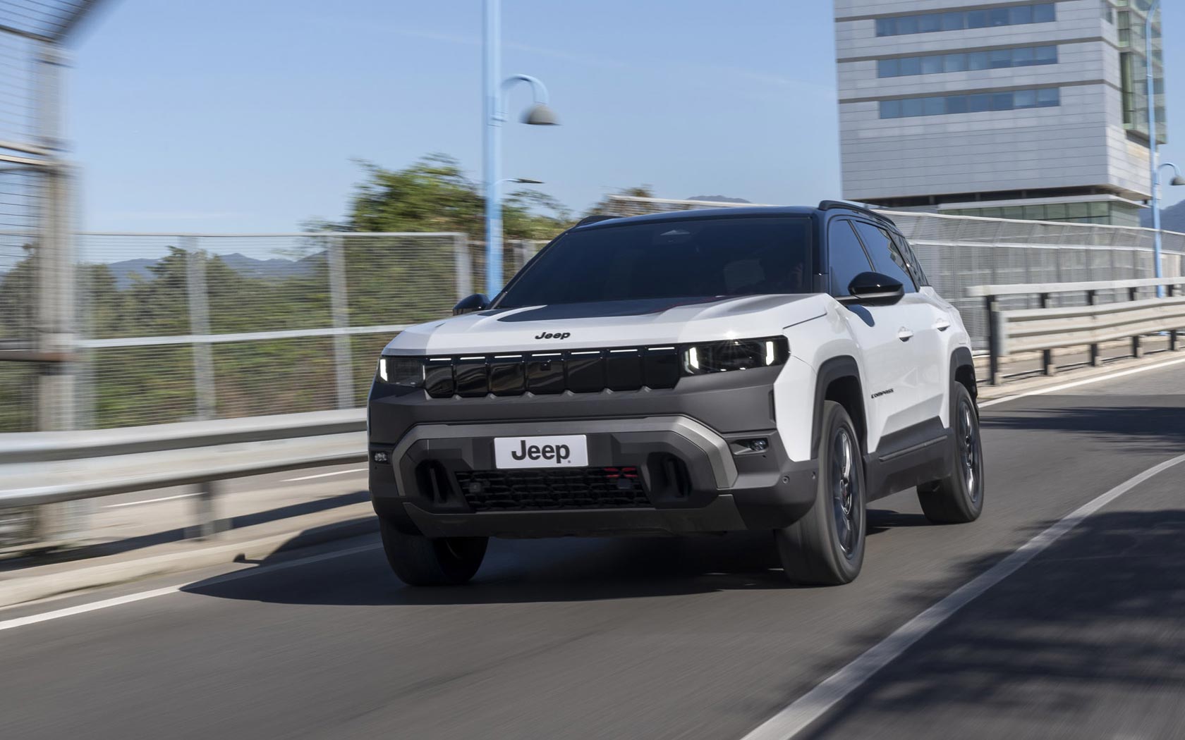 ���� Jeep Compass 4xe 