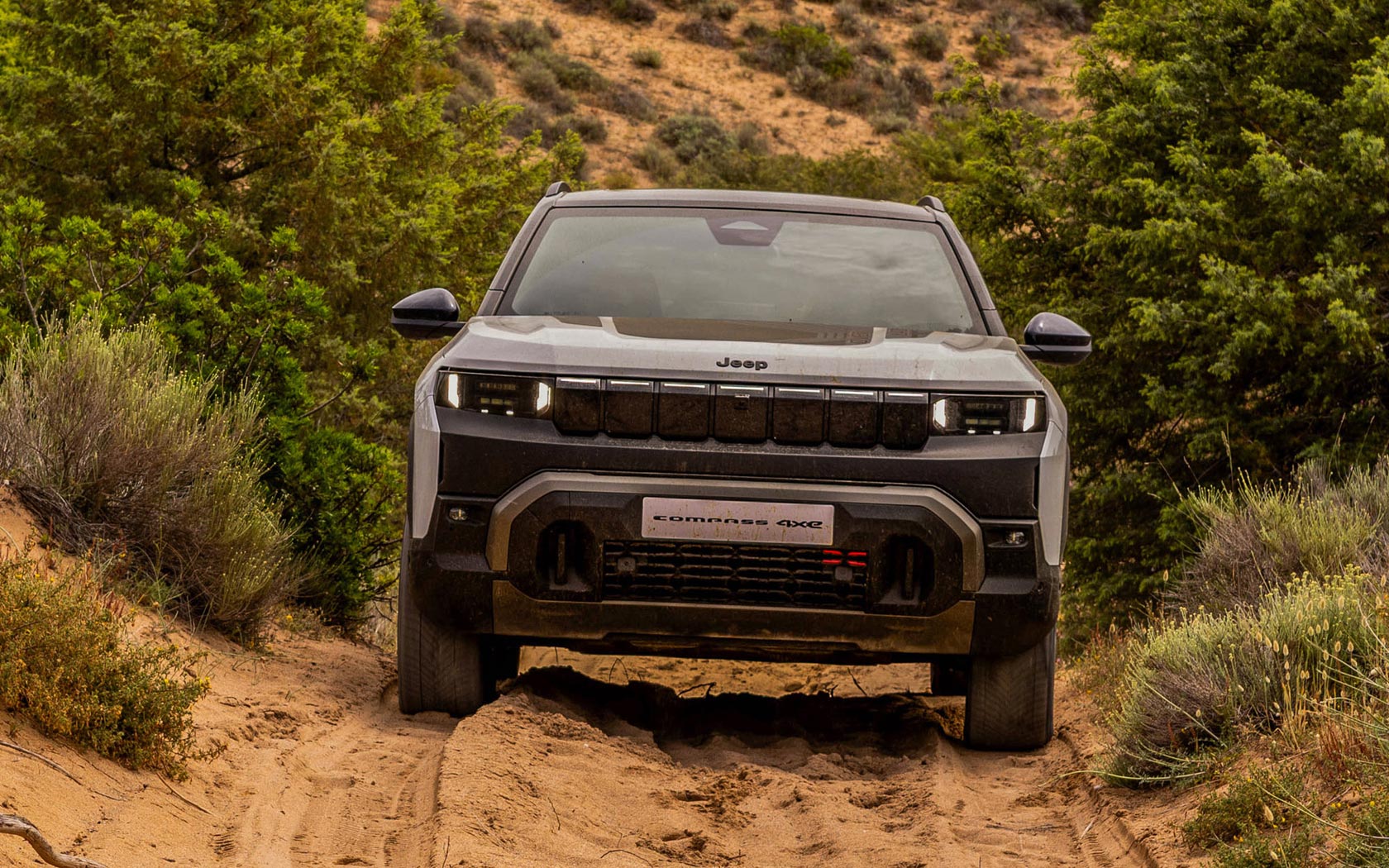 ���� Jeep Compass 4xe 