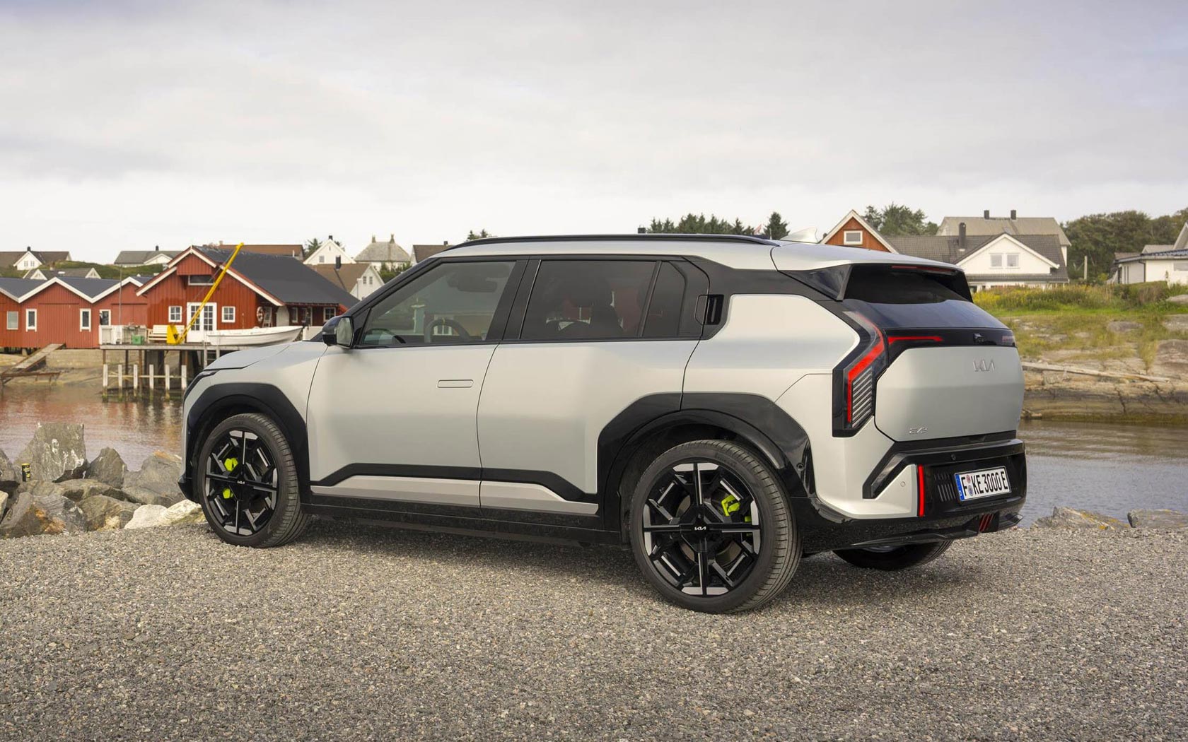 ���� Kia EV3 GT 