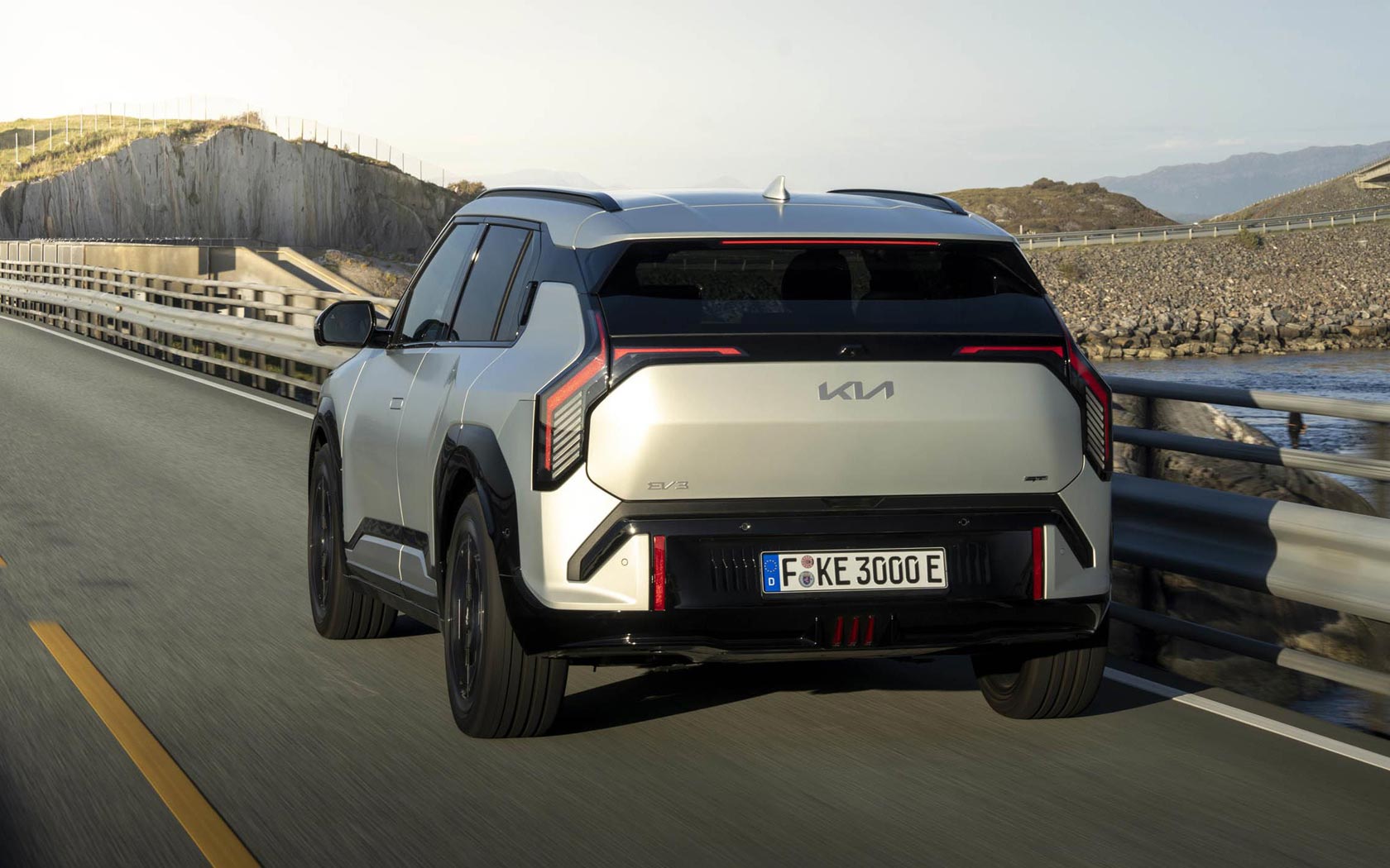 ���� Kia EV3 GT 