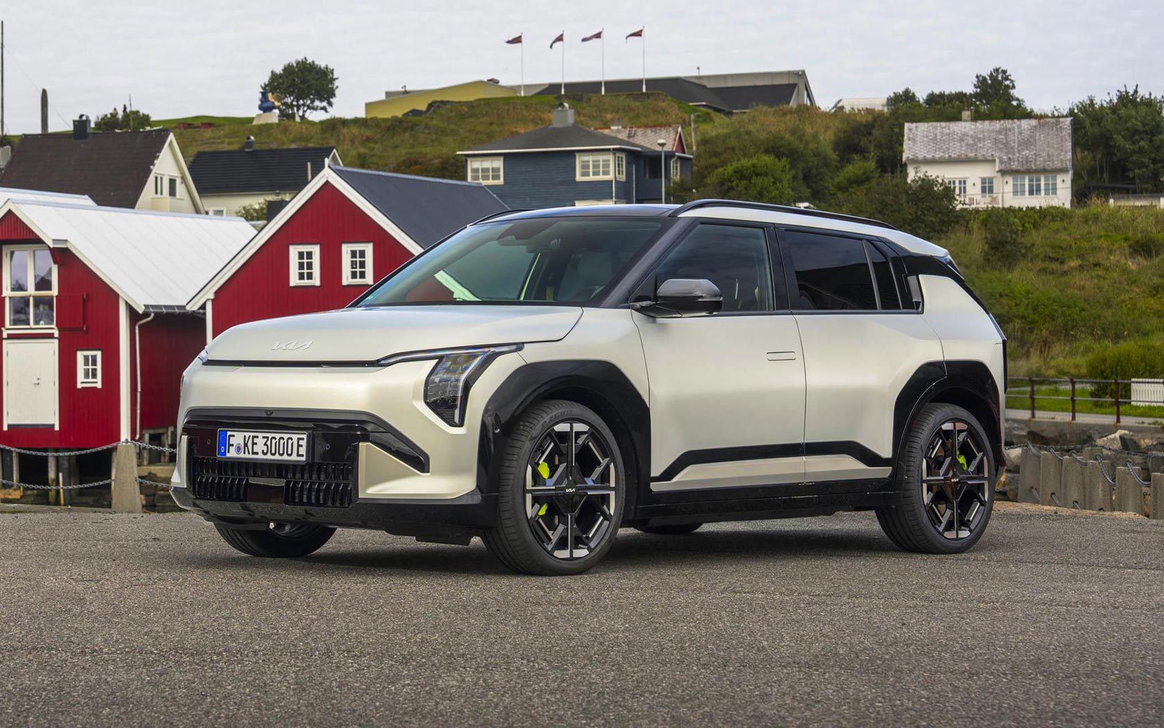 ���� Kia EV3 GT 