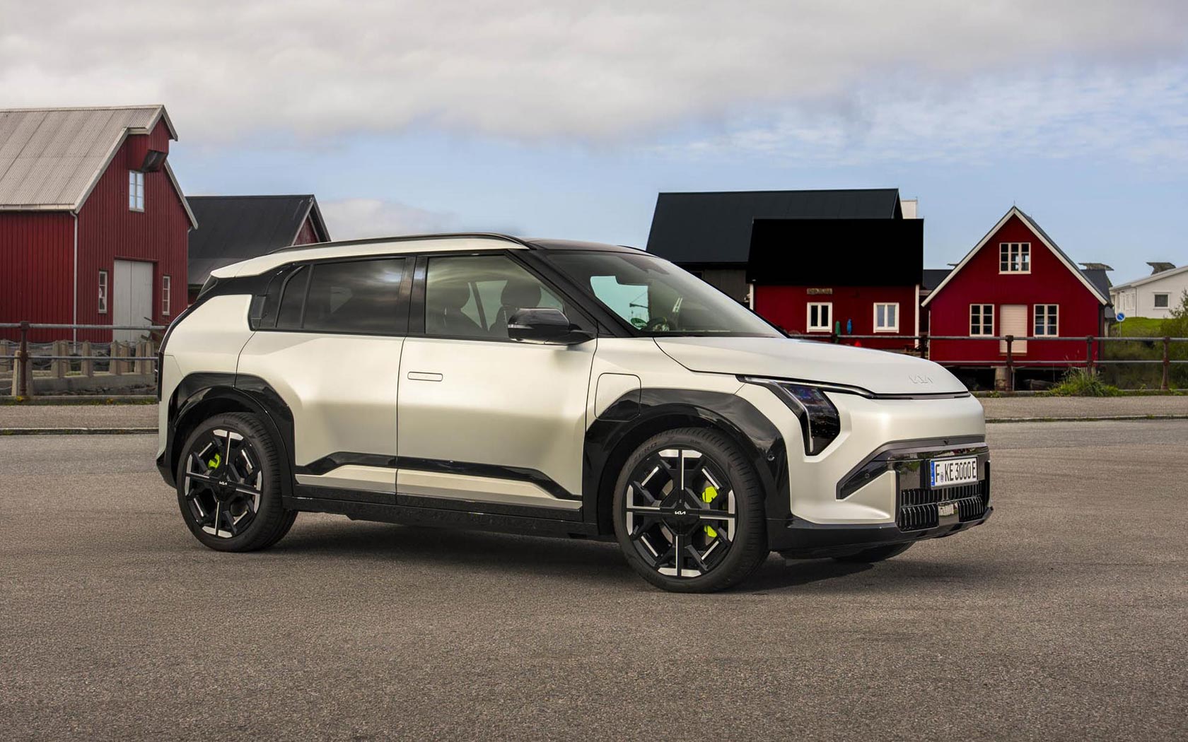 ���� Kia EV3 GT 