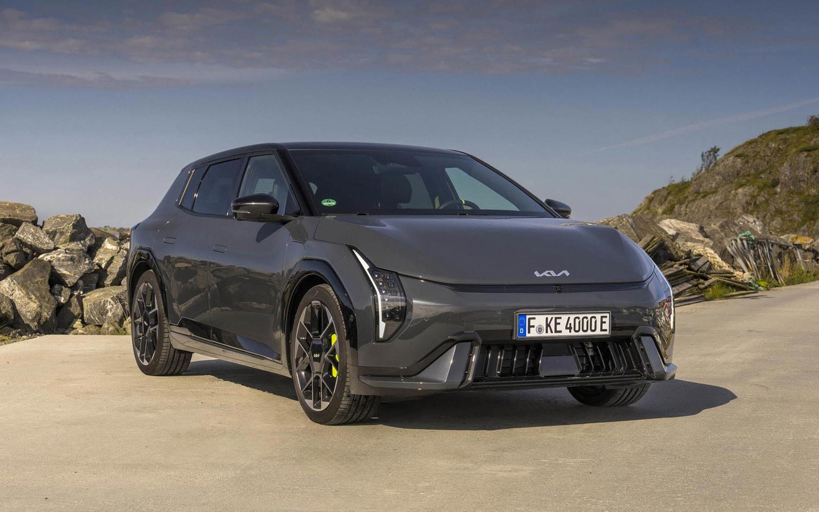 ���� Kia EV4 GT 