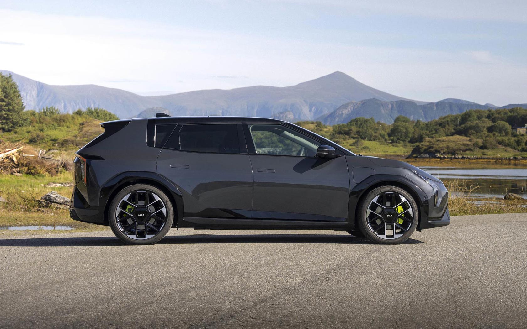 ���� Kia EV4 GT 
