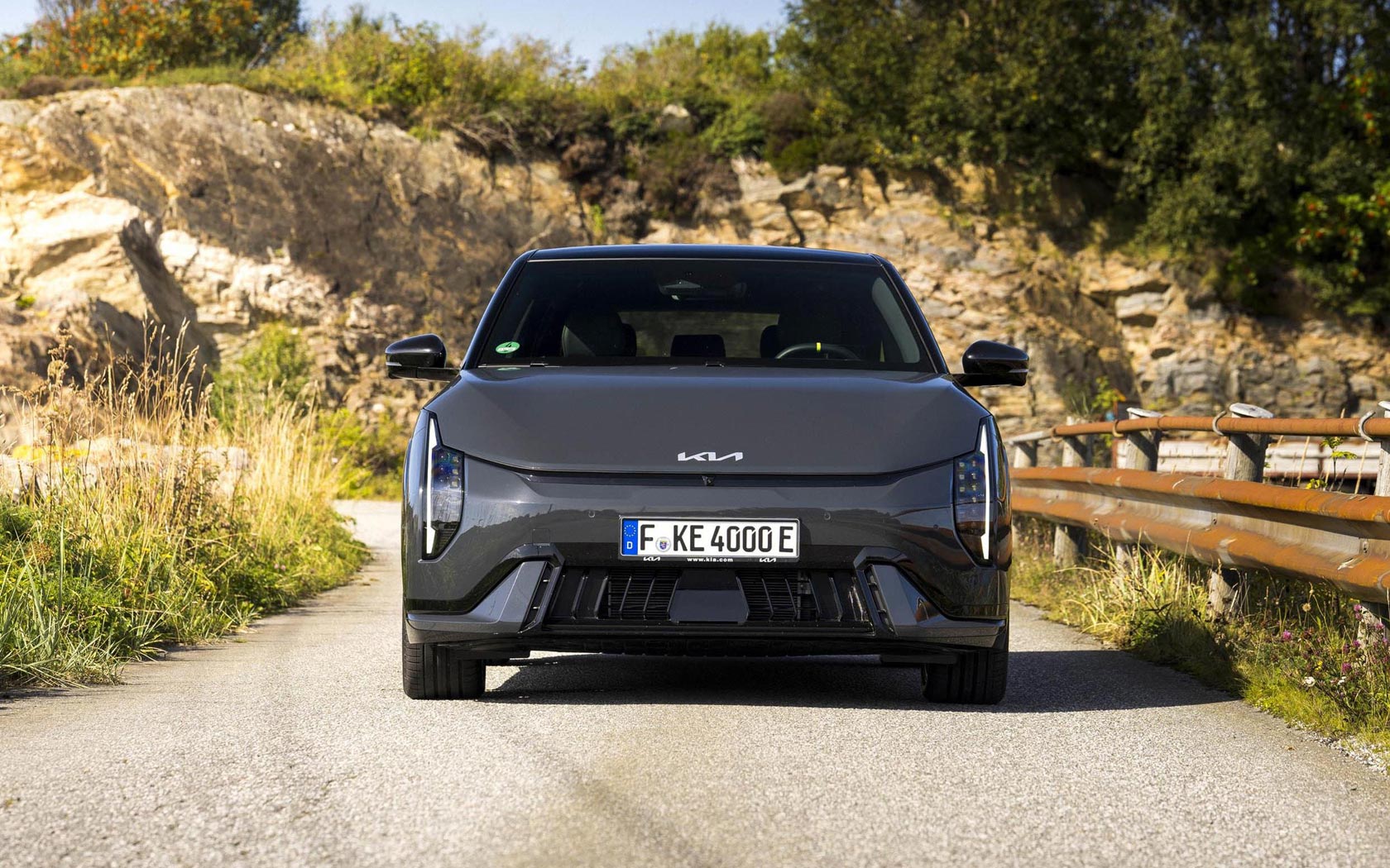 ���� Kia EV4 GT 