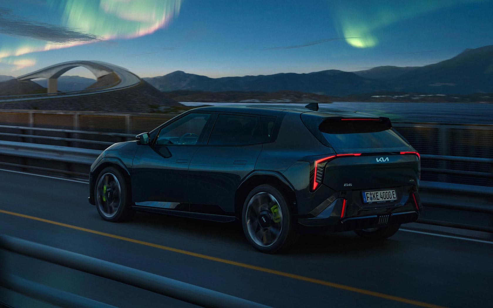 ���� Kia EV4 GT 