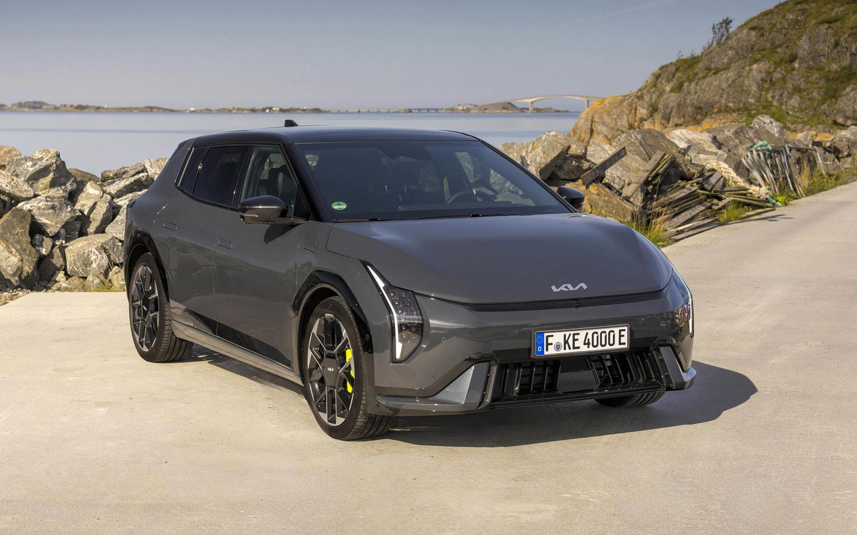���� Kia EV4 GT 