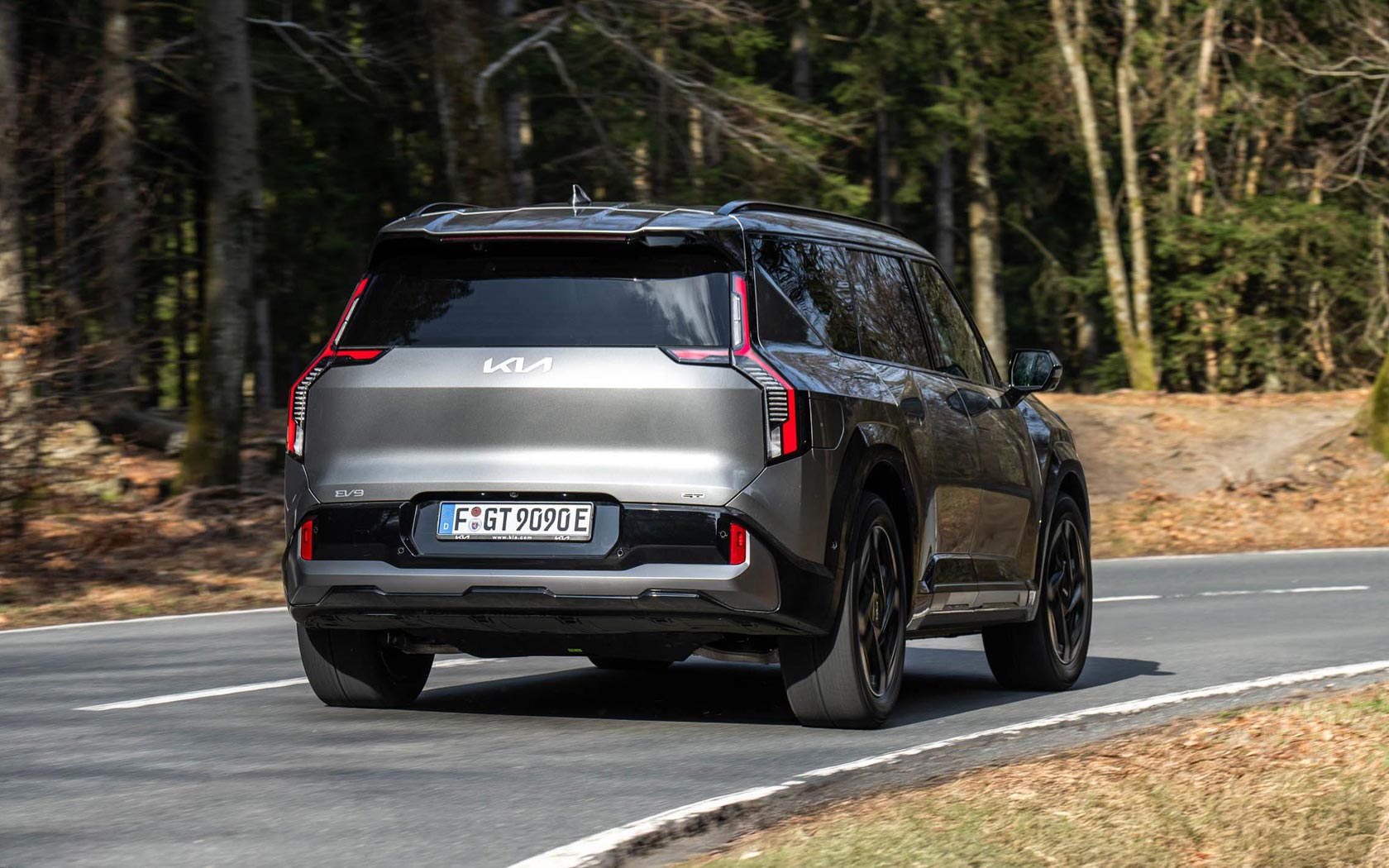 ���� Kia EV9 GT 