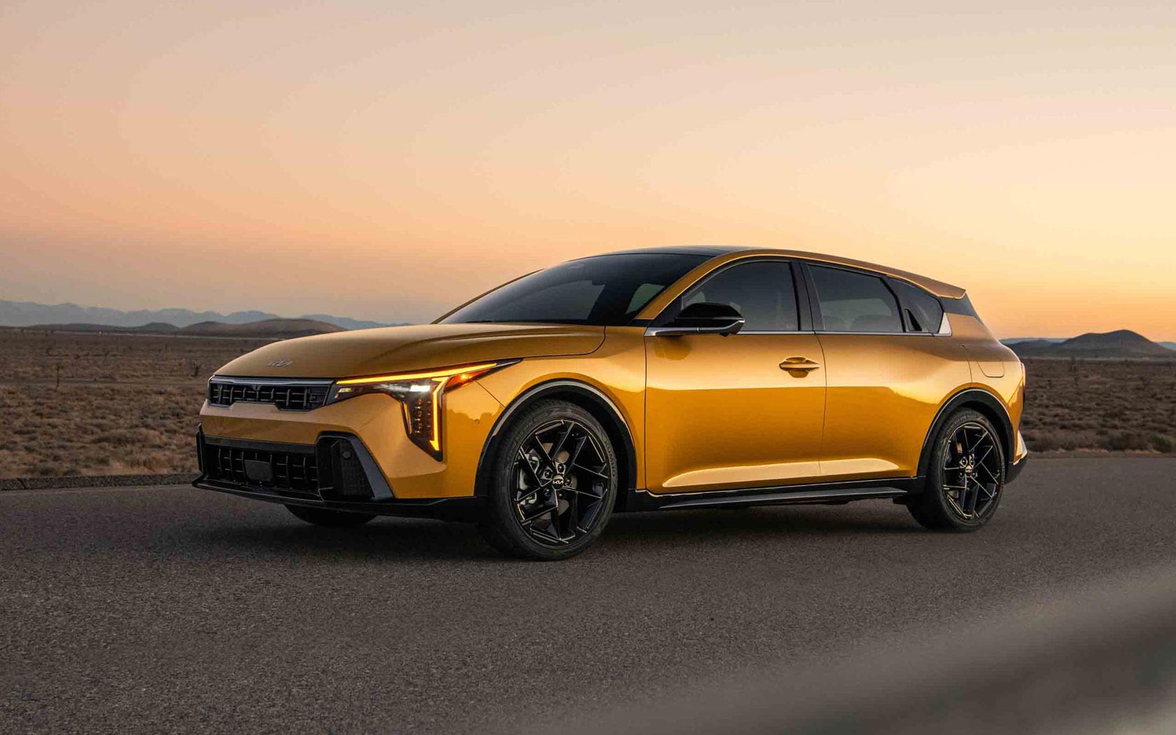  Kia K4 Hatch 