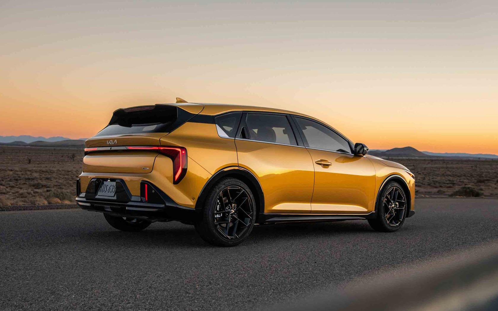  Kia K4 Hatch 