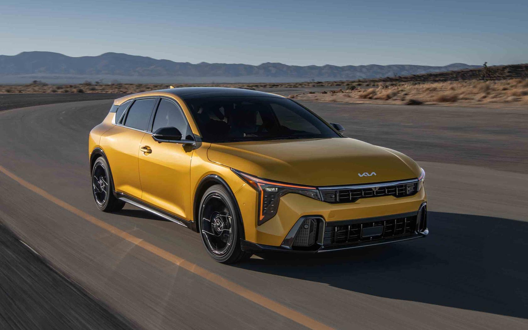  Kia K4 Hatch 