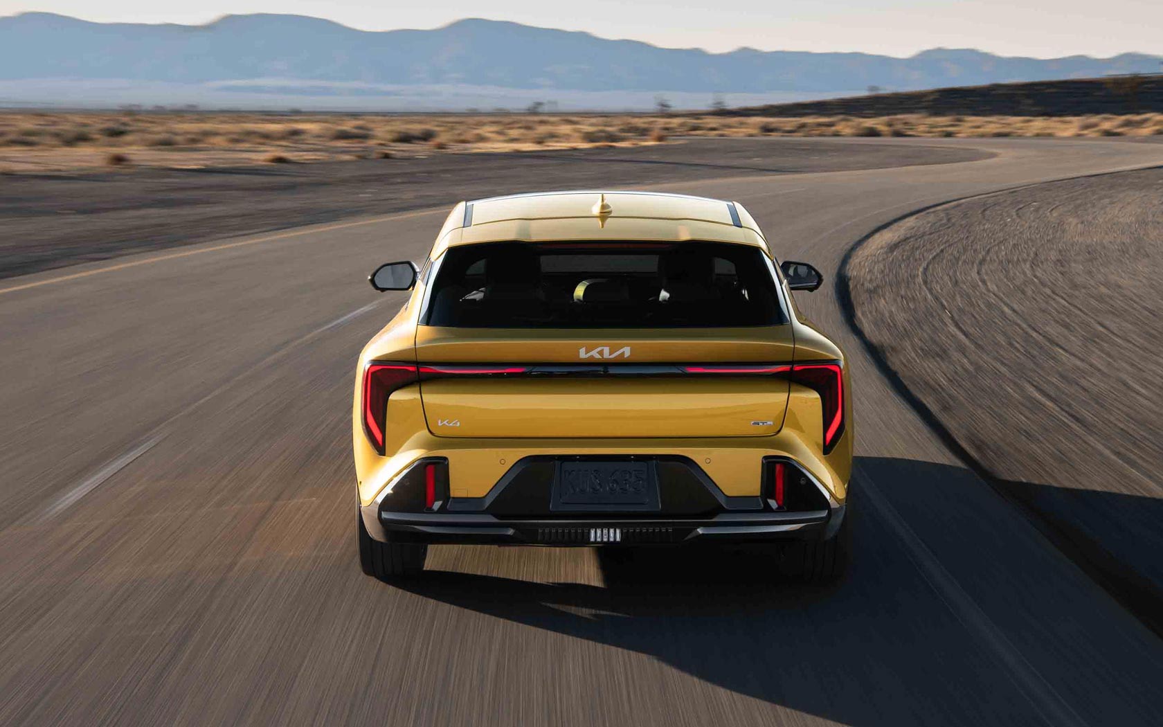  Kia K4 Hatch 
