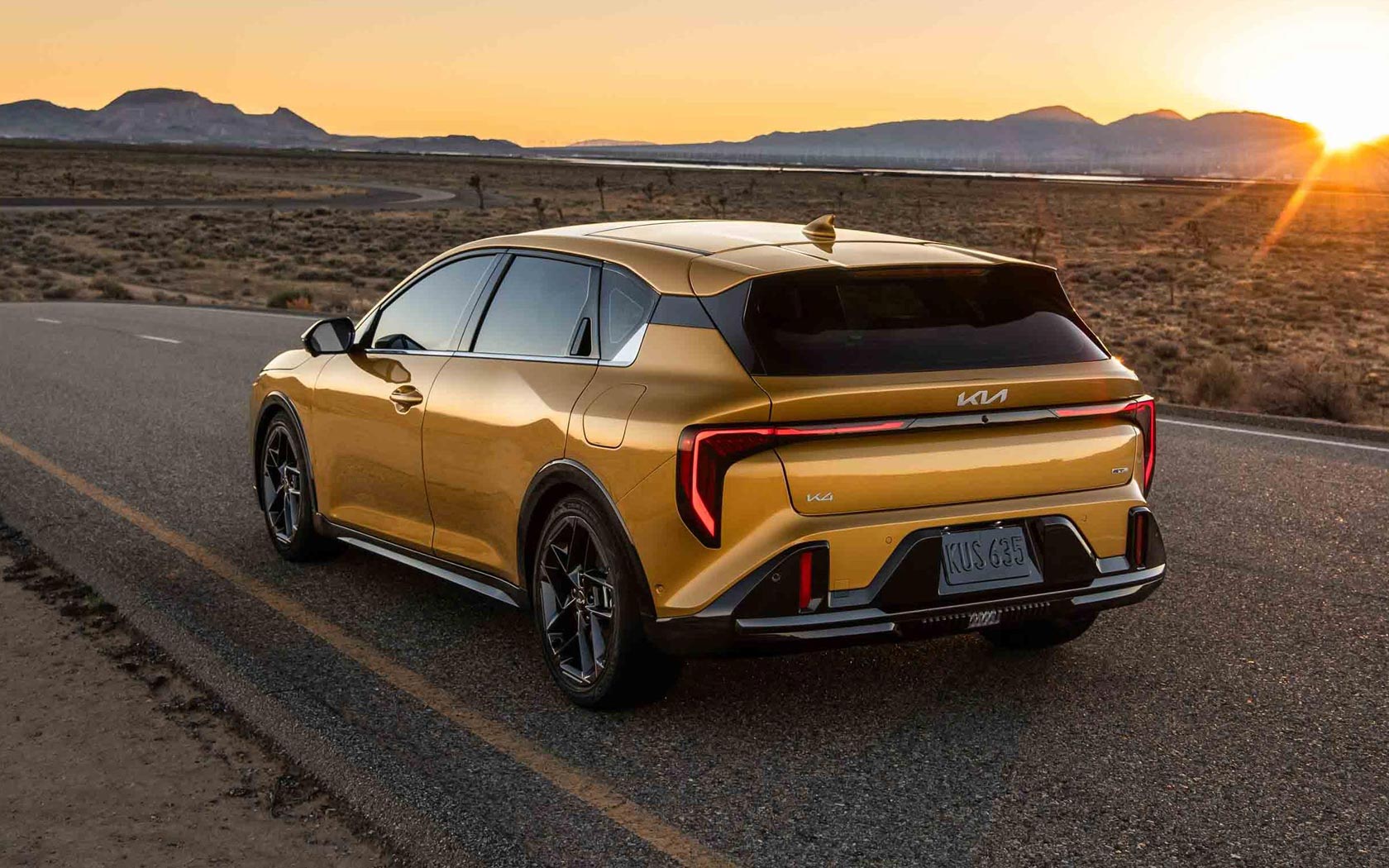  Kia K4 Hatch 