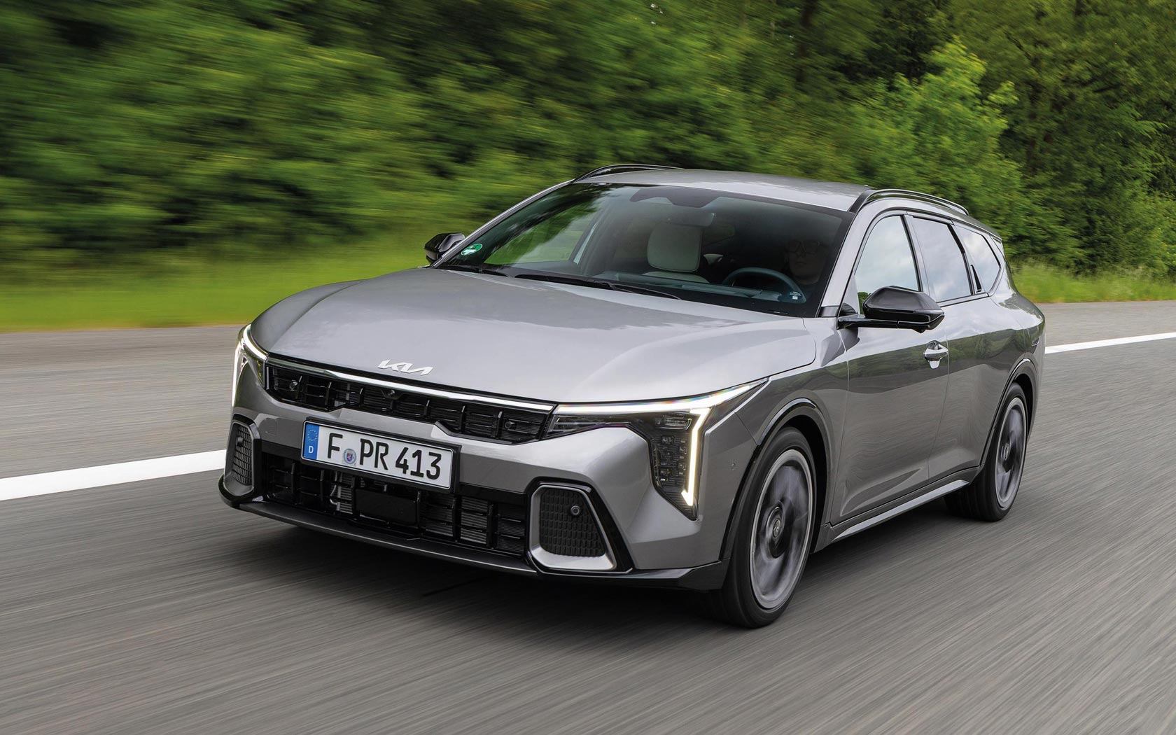���� Kia K4 Sportwagon 