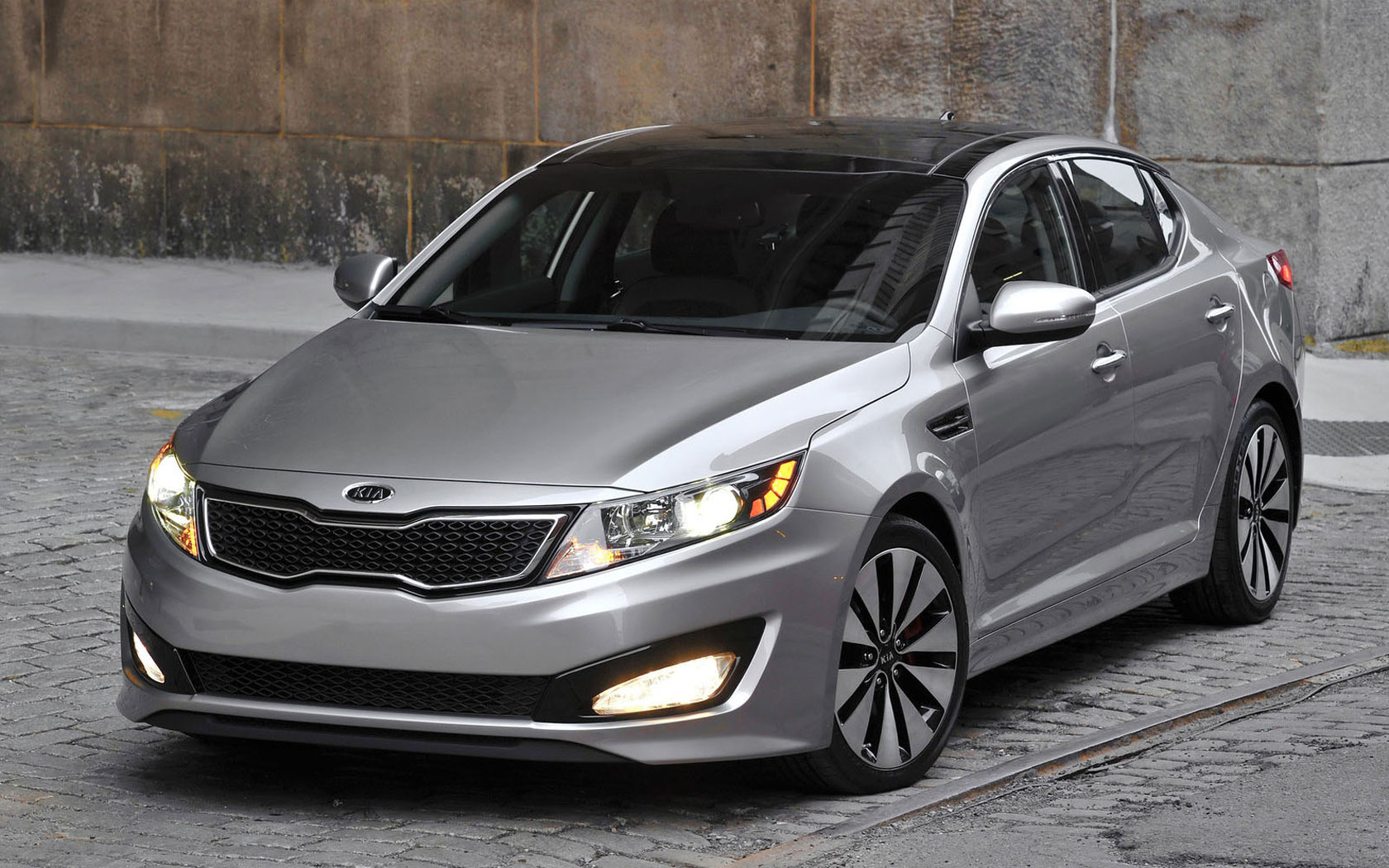 Kia Optima Hybrid 2013