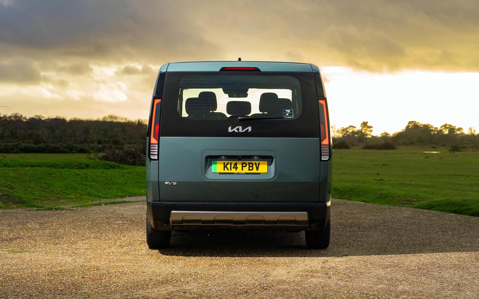 ���� Kia PV5 