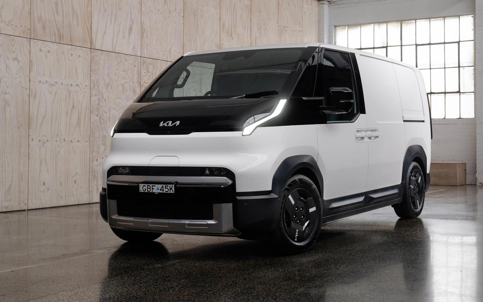 ���� Kia PV5 Cargo 