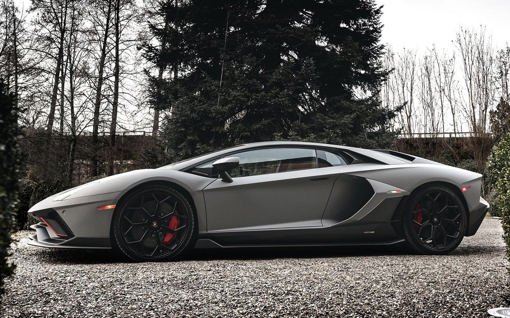  Lamborghini Aventador Ultimae 