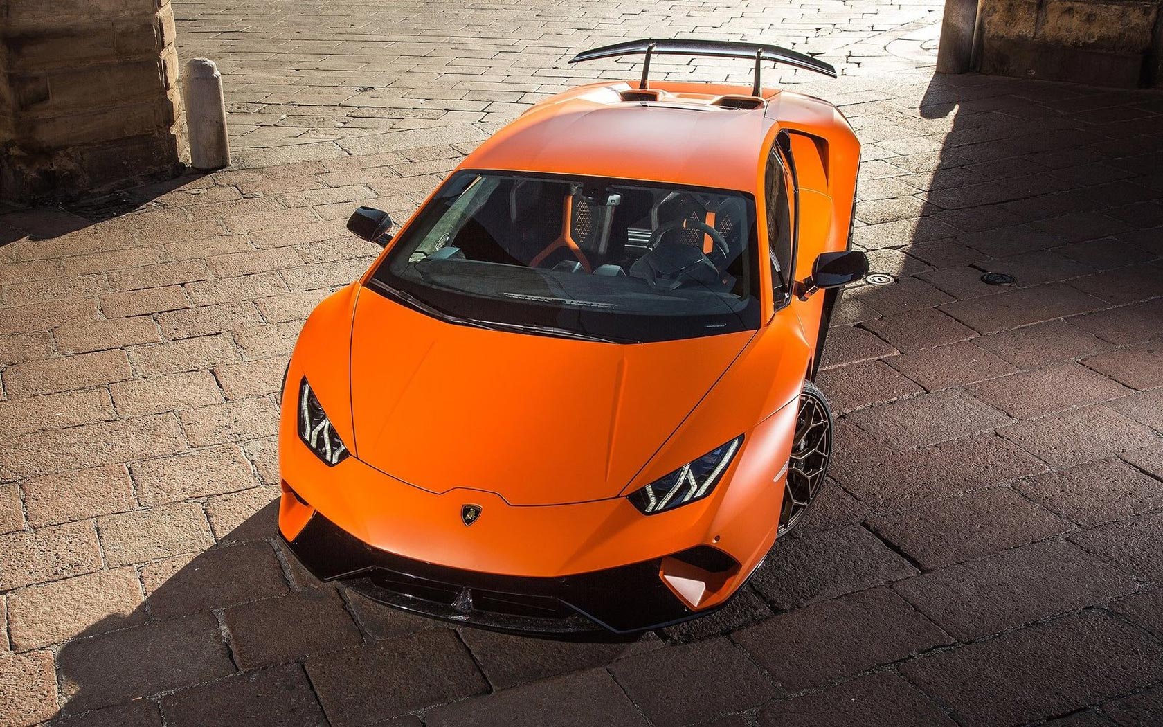  Lamborghini Huracan Perfomante 