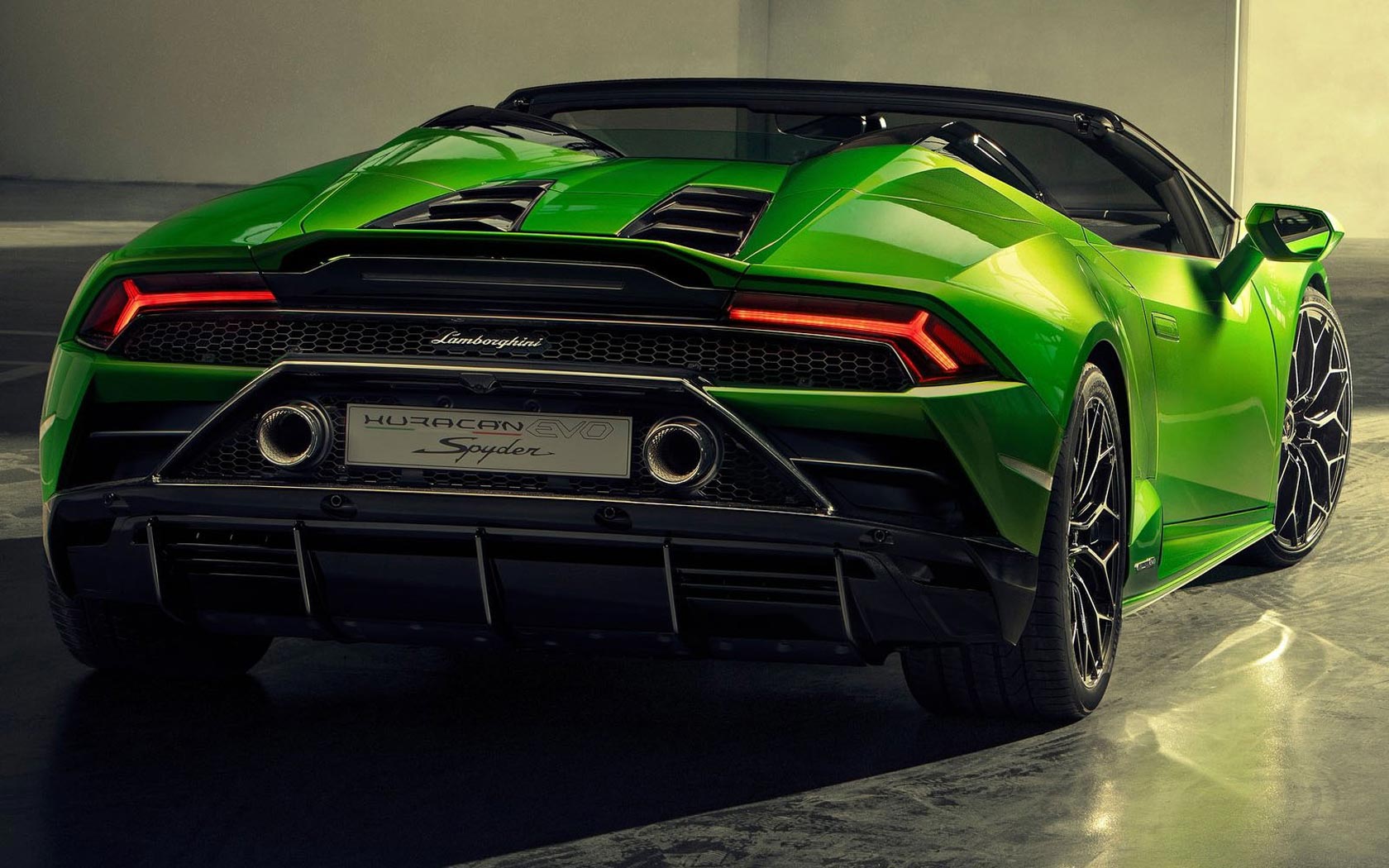  Lamborghini Huracan Spyder Evo 