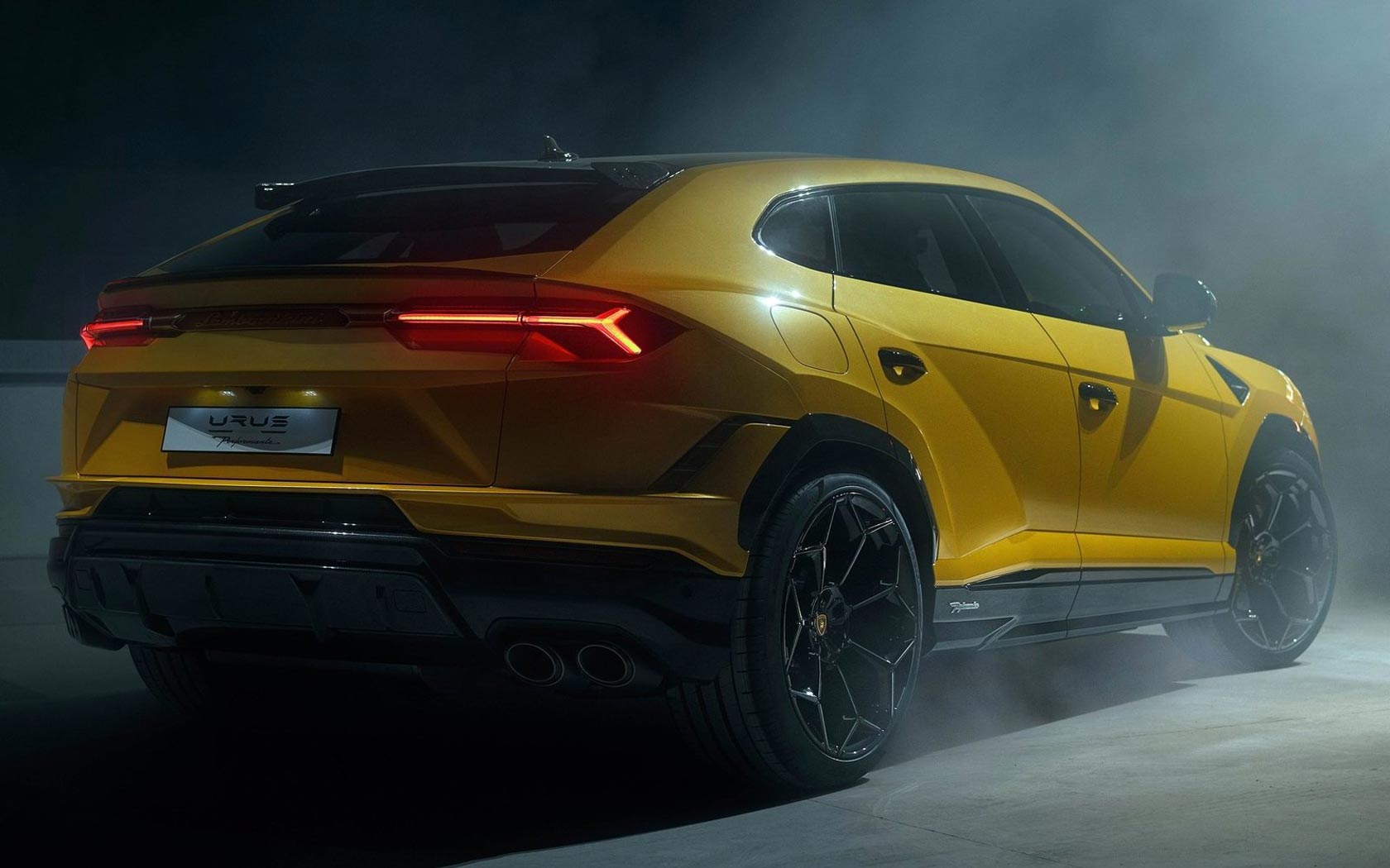  Lamborghini Urus Performante 