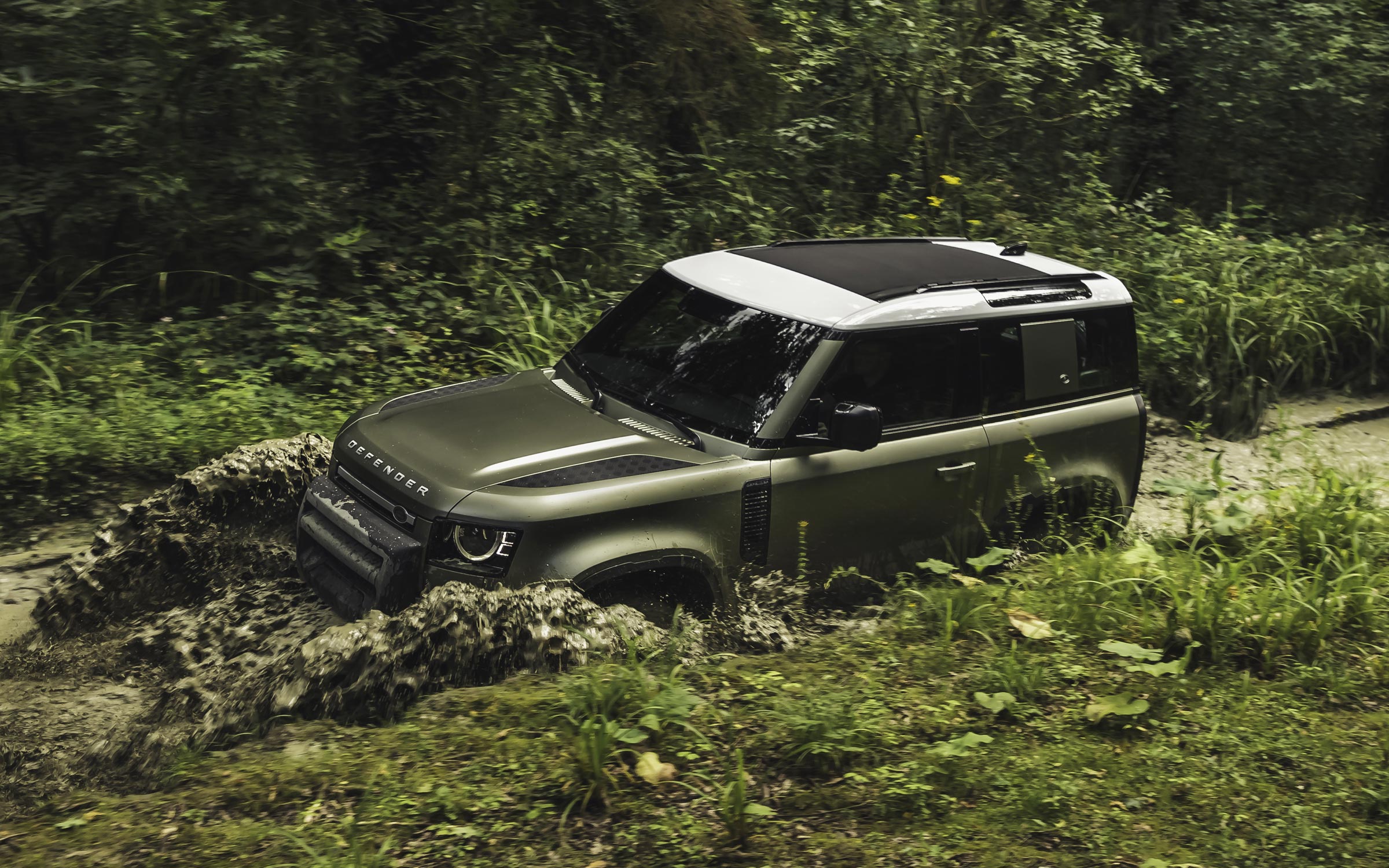 Фото Land Rover Defender 90 