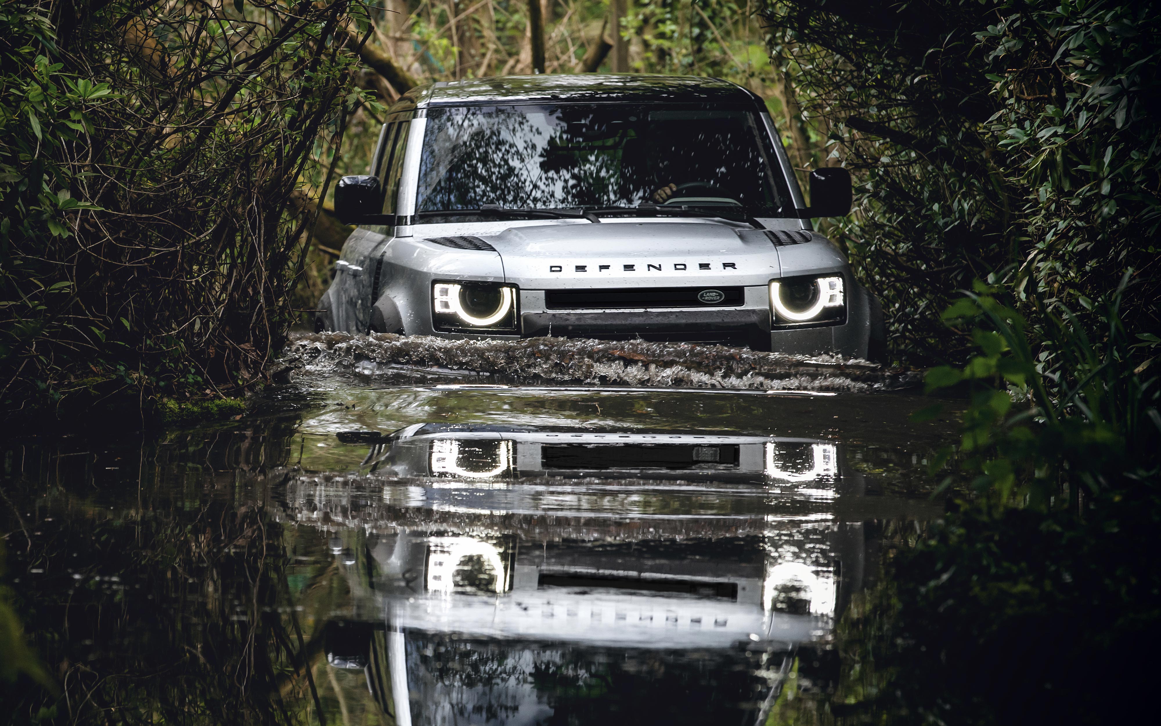  Land Rover Defender 110 